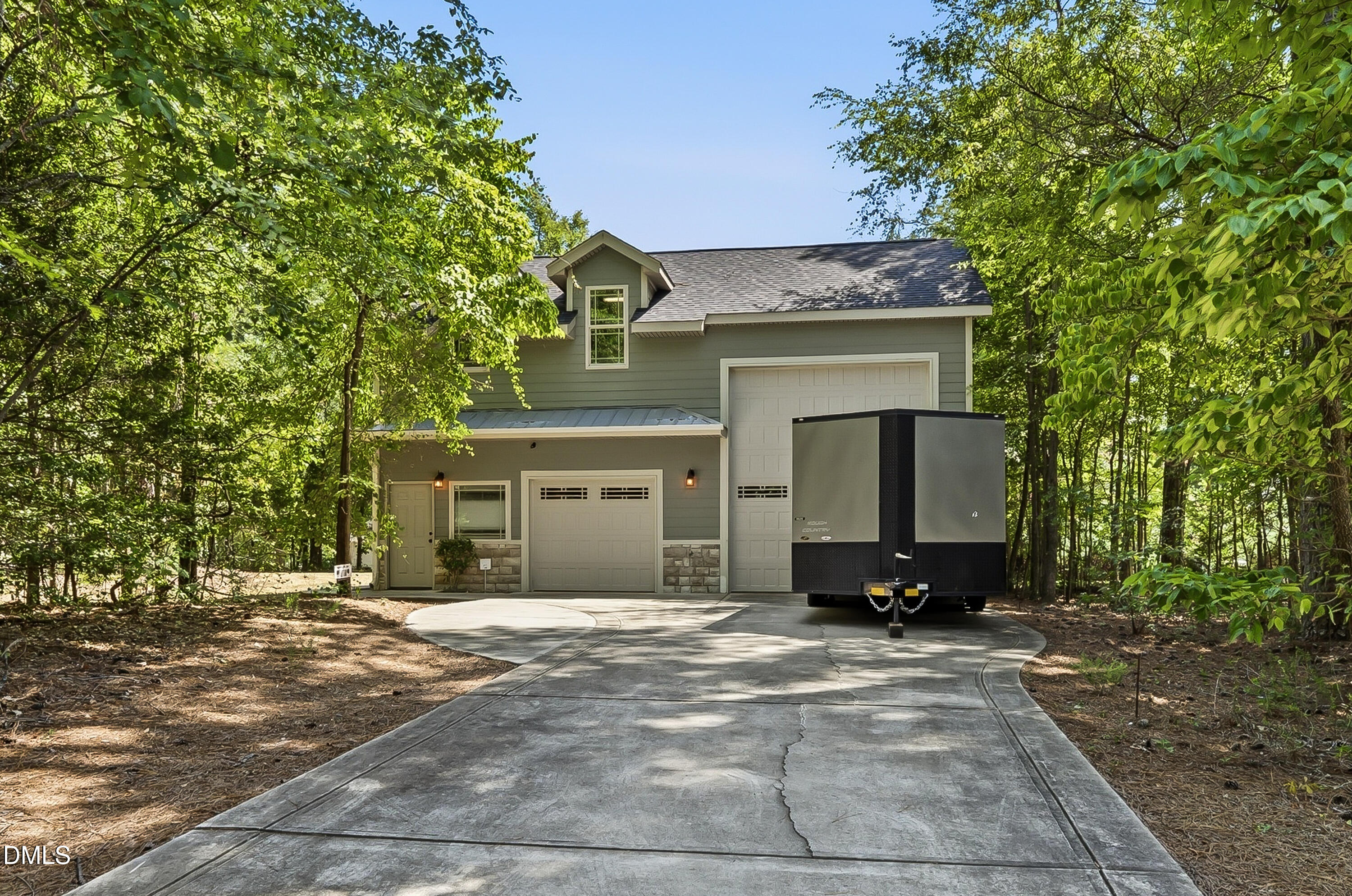 property-img