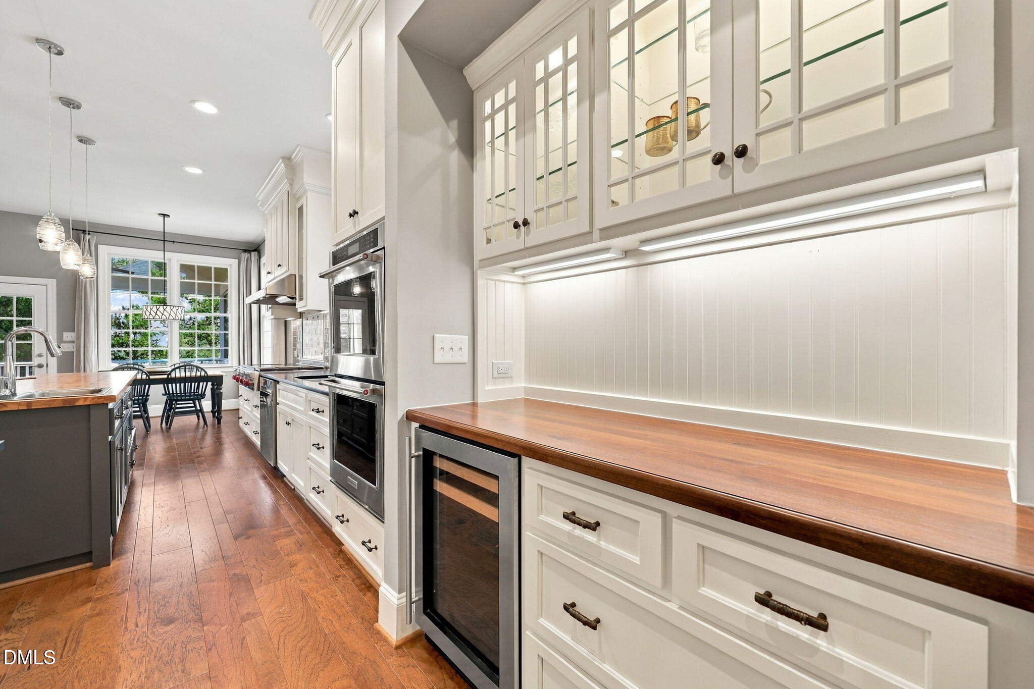 Exterior photo of 103 Commons Way Drive, Chapel Hill, NC 27516. MLS: 10193449
