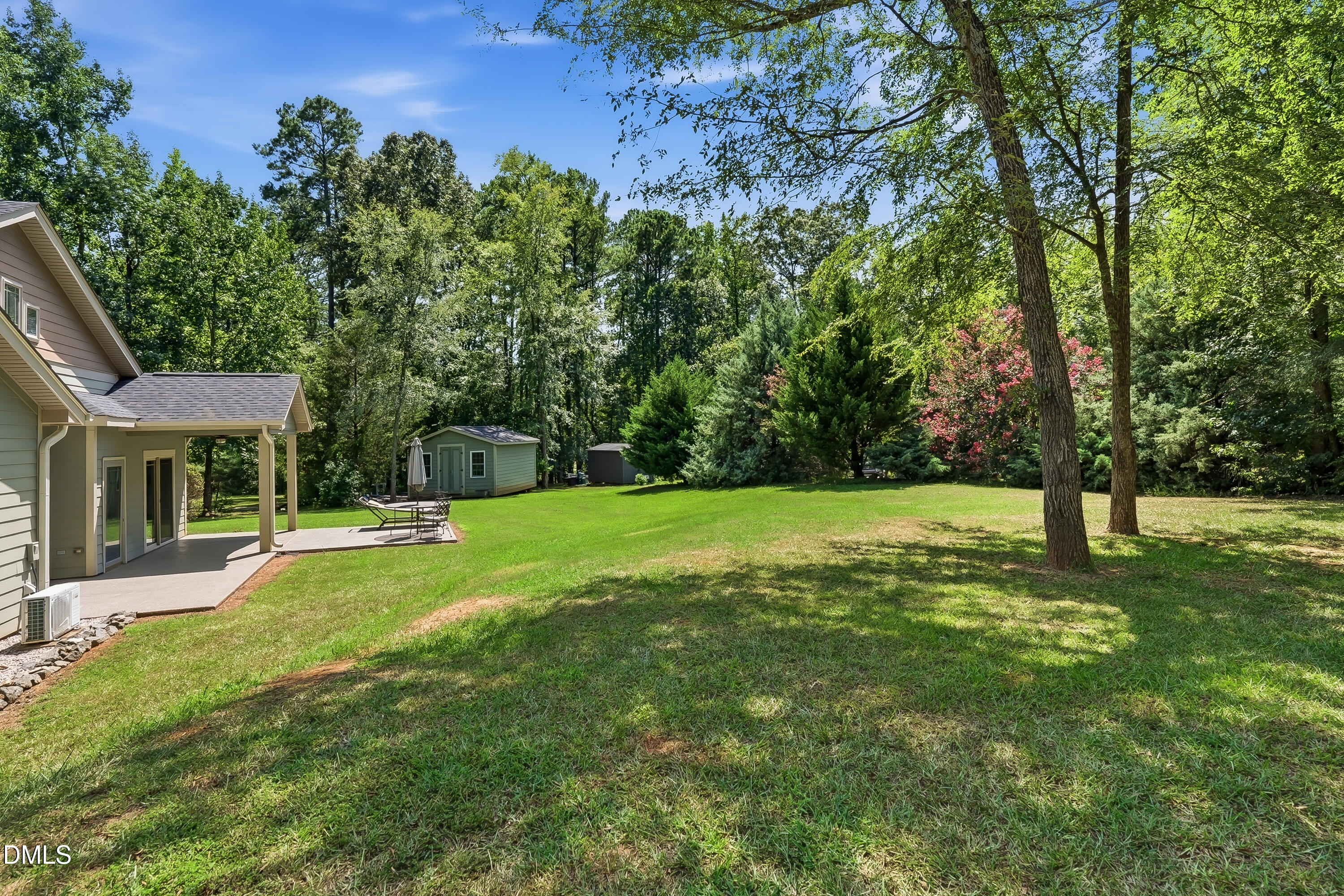 property-img