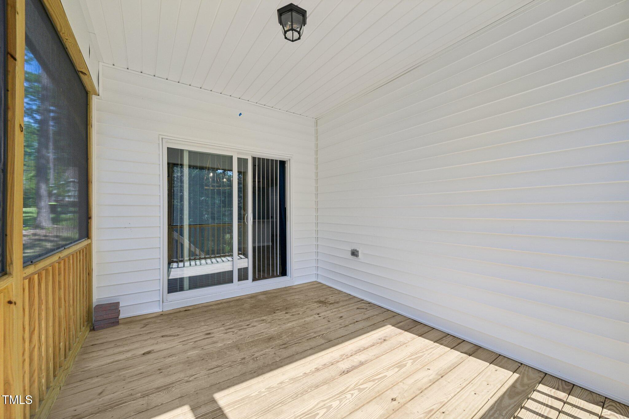 property-img