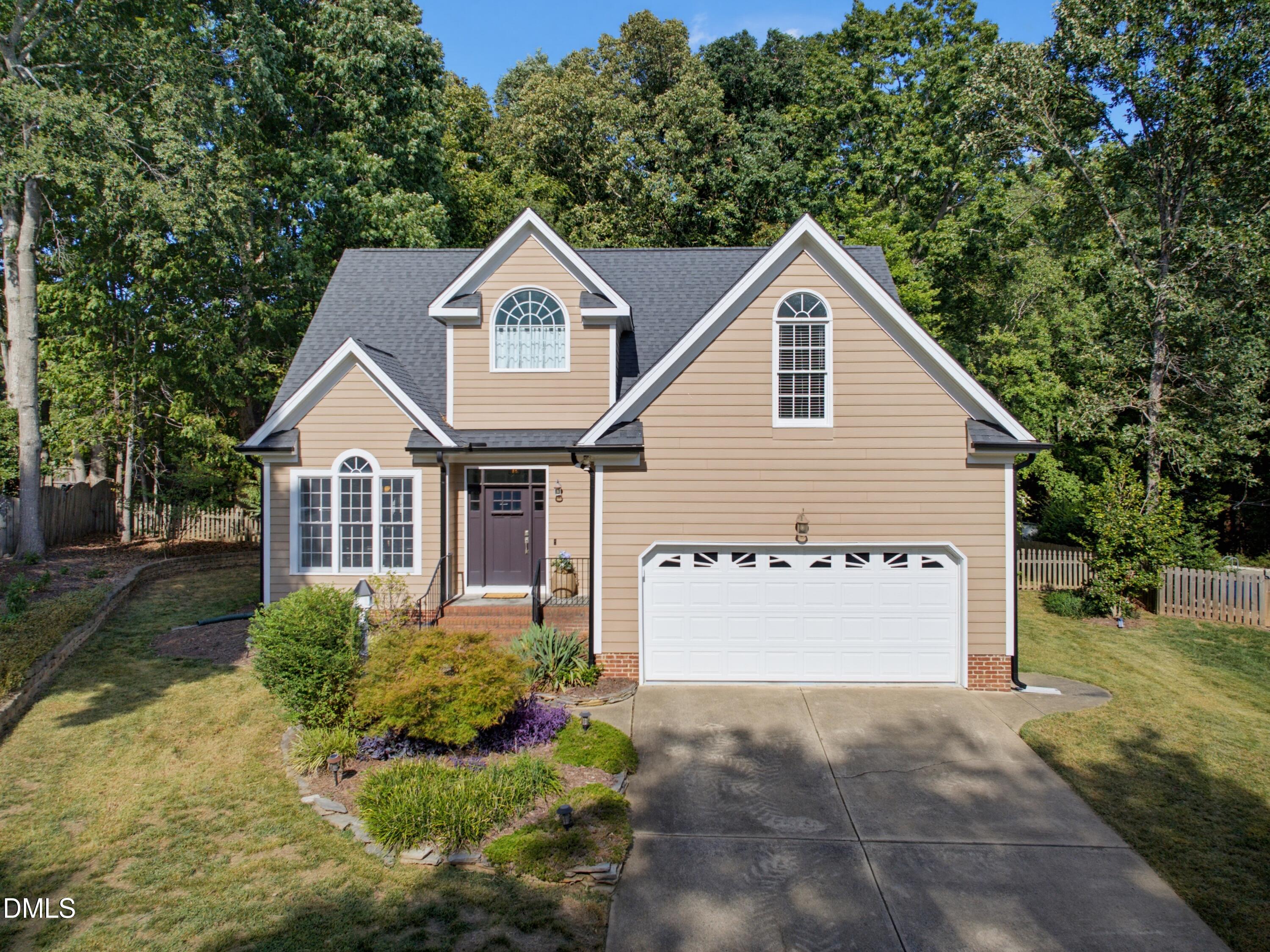 121 Dutch Hill Road