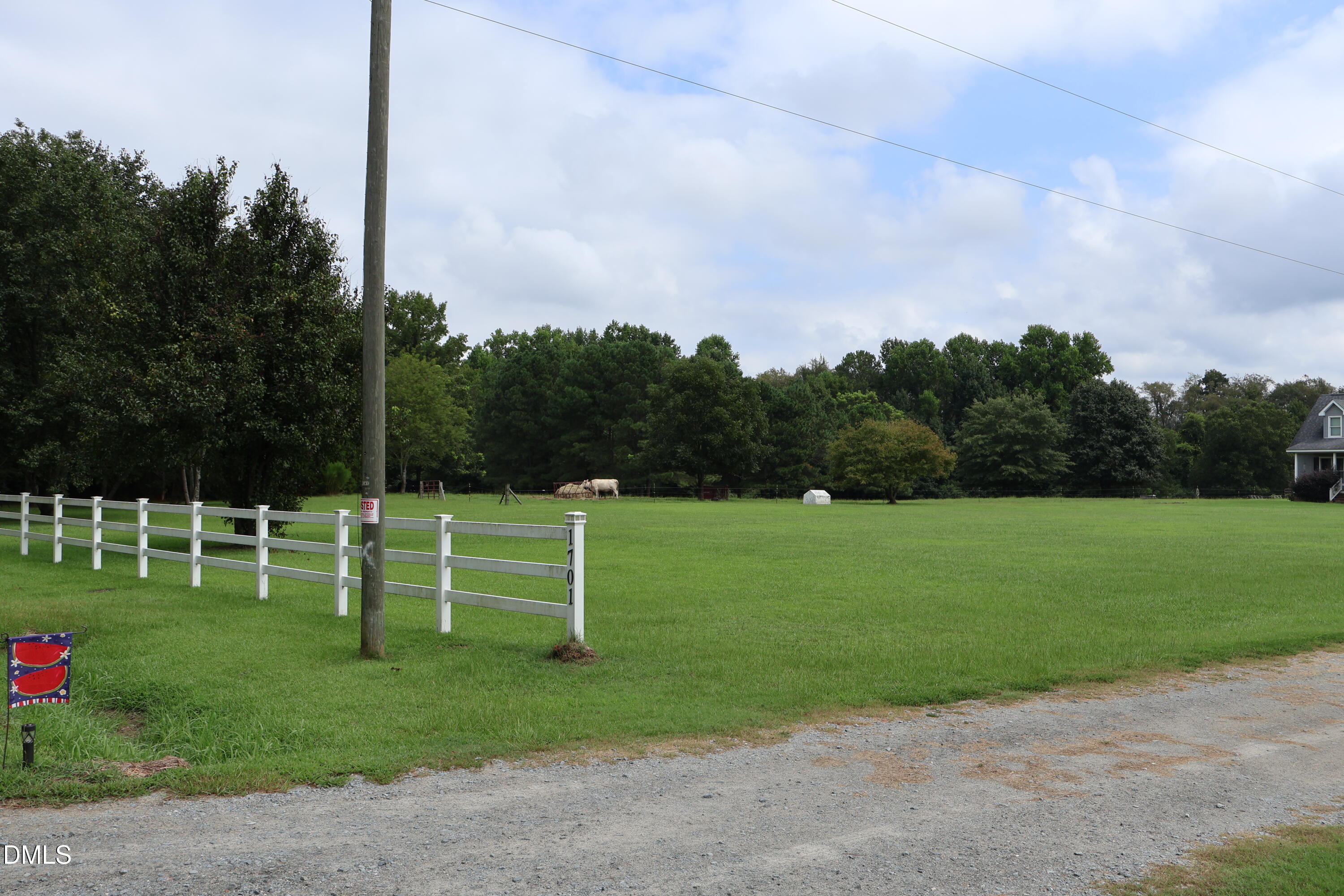 Exterior photo of 123 Holly Grove Road, Benson, NC 27504. MLS: 10188171