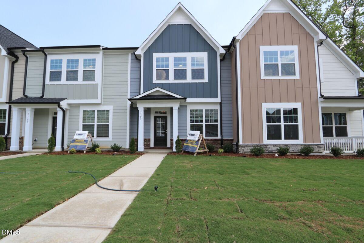 Exterior photo of 3107 Cathedral Comb Drive, Apex, NC 27502. MLS: 10175072