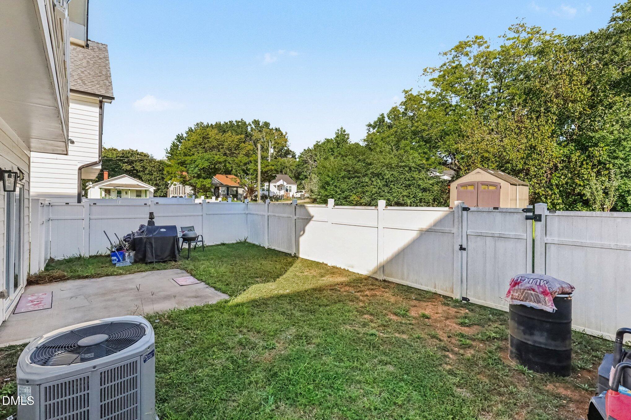Exterior photo of 1625 Berry Avenue, Henderson, NC 27536. MLS: 10196627