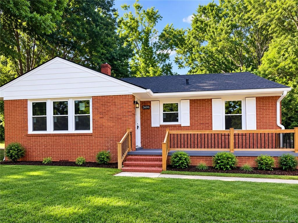 Exterior photo of 5324 Williamsburgh Drive, Fayetteville, NC 28304. MLS: 766181