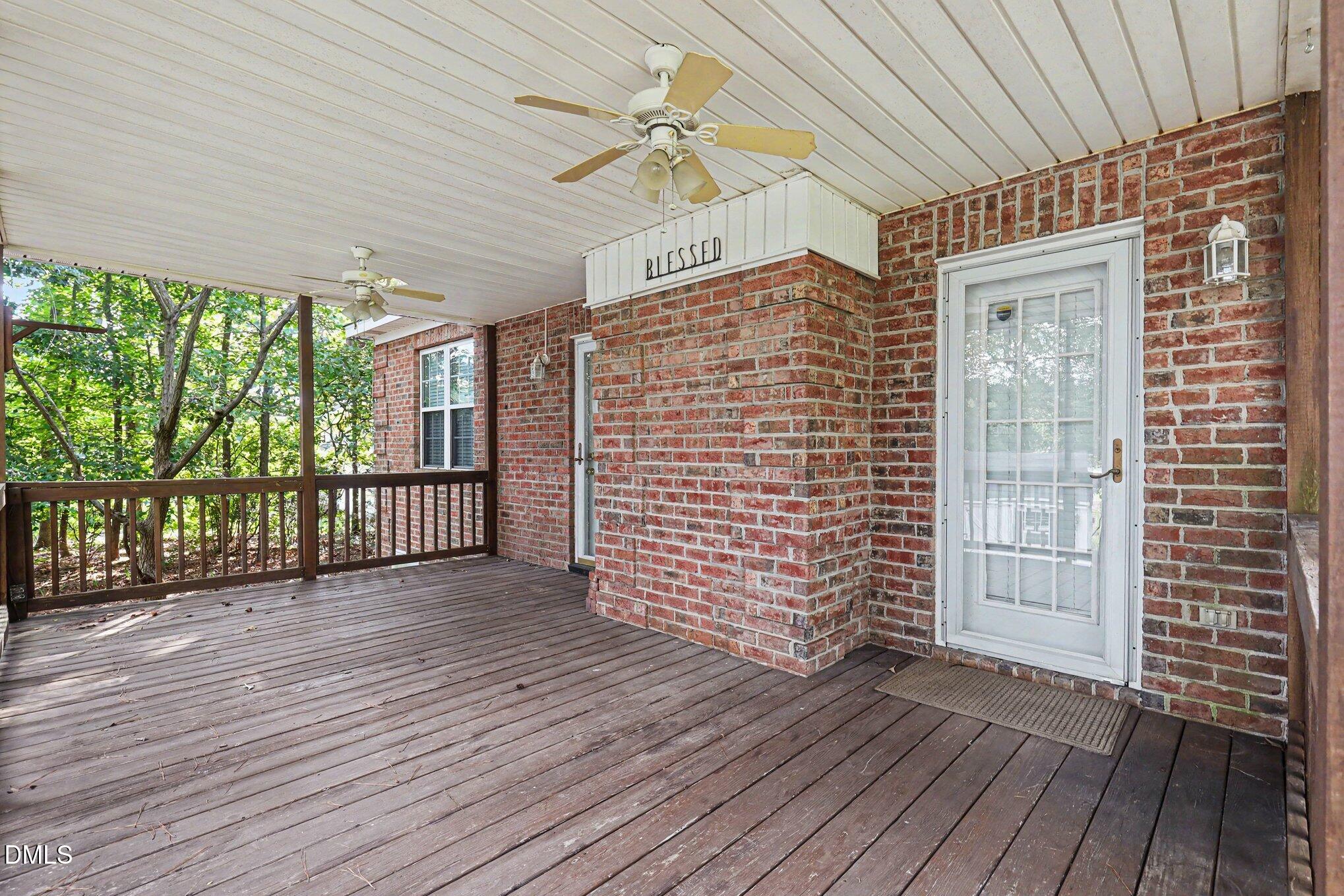 Exterior photo of 113 Lake Point Drive, Clayton, NC 27527. MLS: 10186728