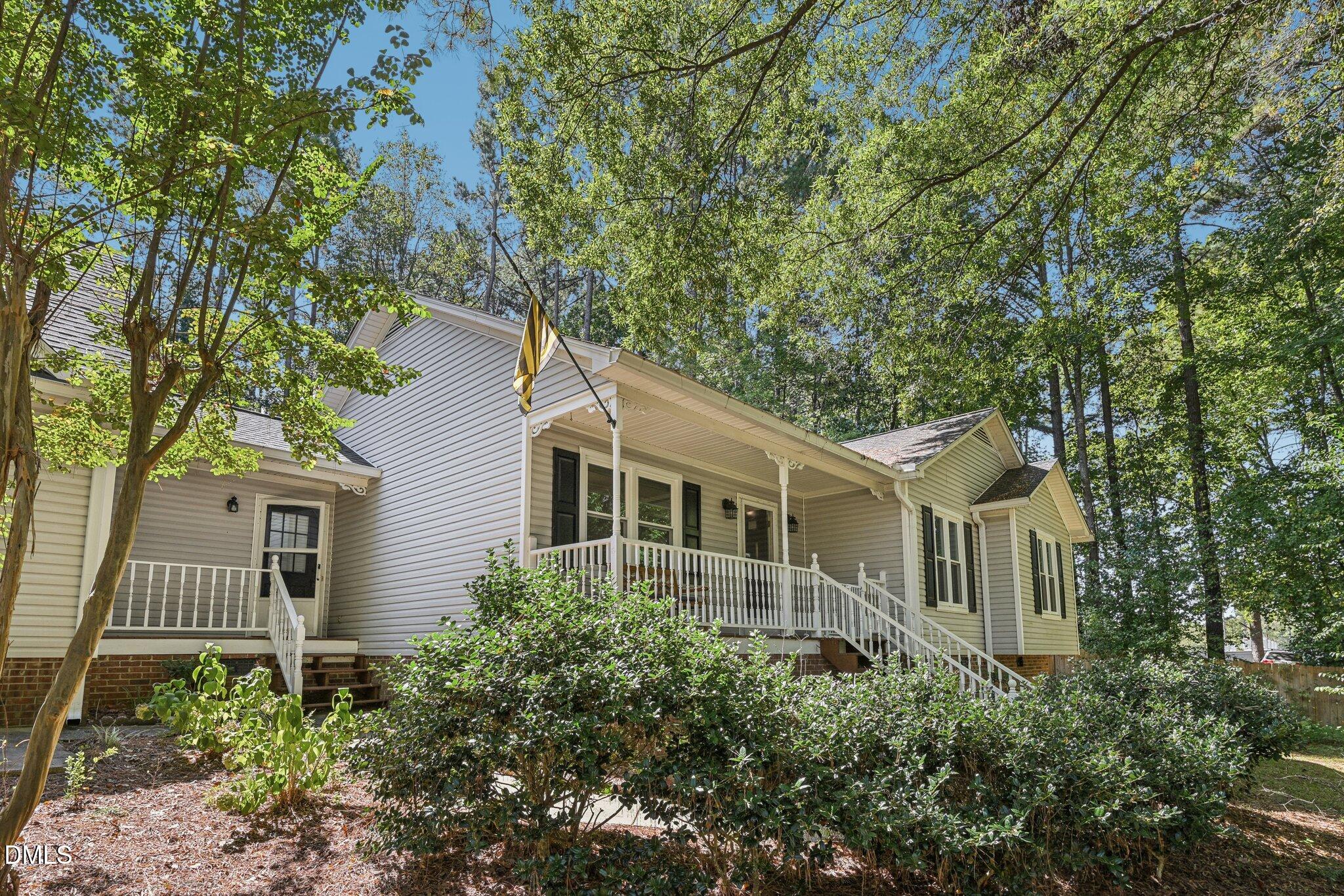 3-web-or-mls-Spring Valley Dr-S2309-003
