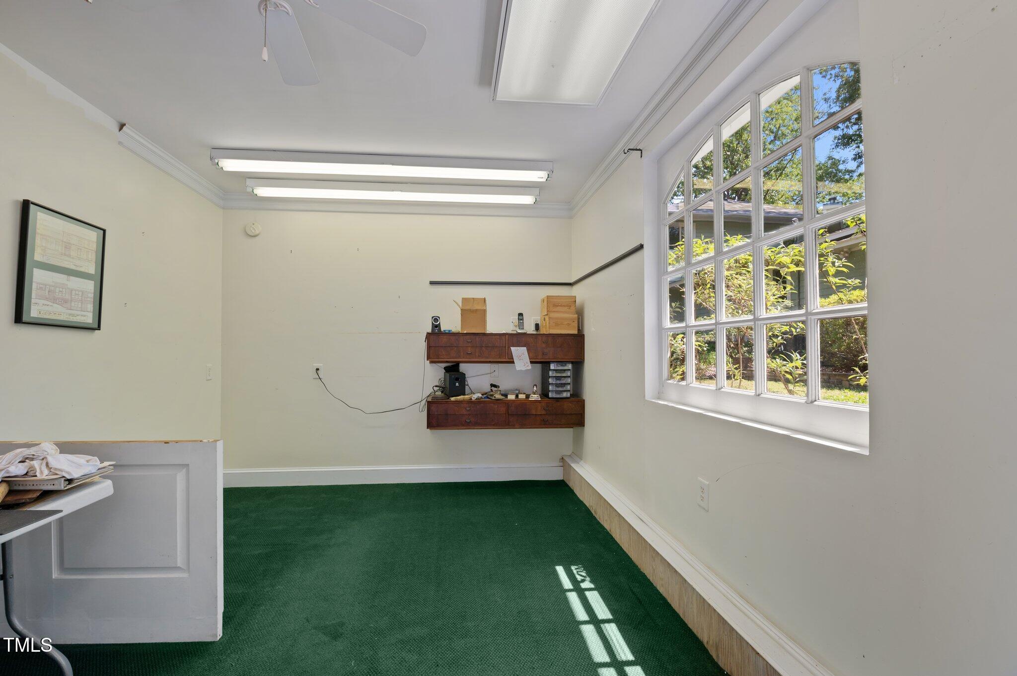 property-img