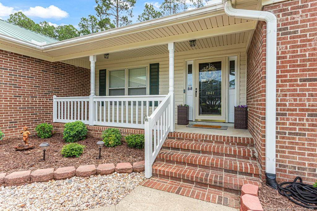 Exterior photo of 1941 Rayconda Road, Fayetteville, NC 28304. MLS: 766053