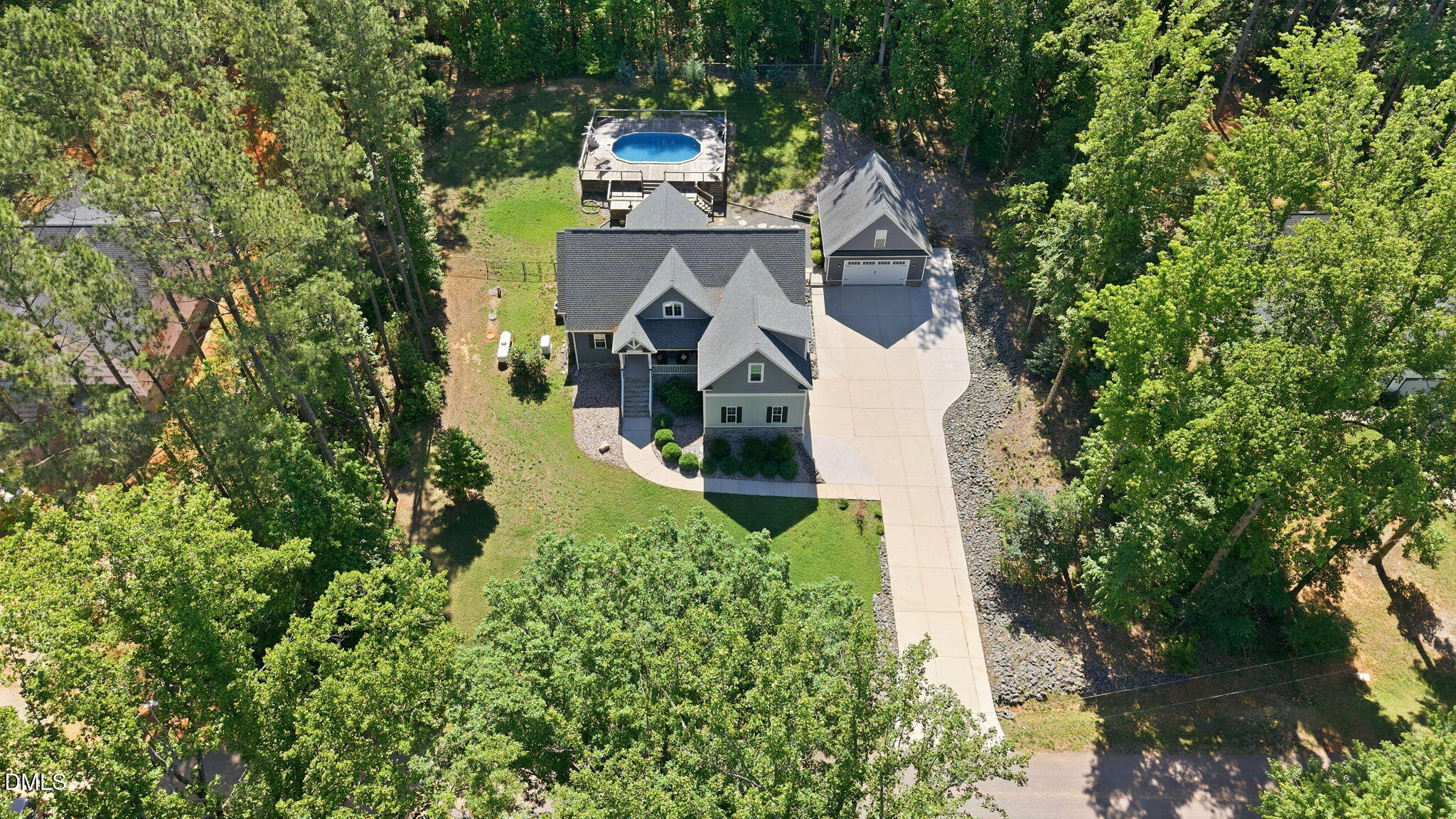 property-img
