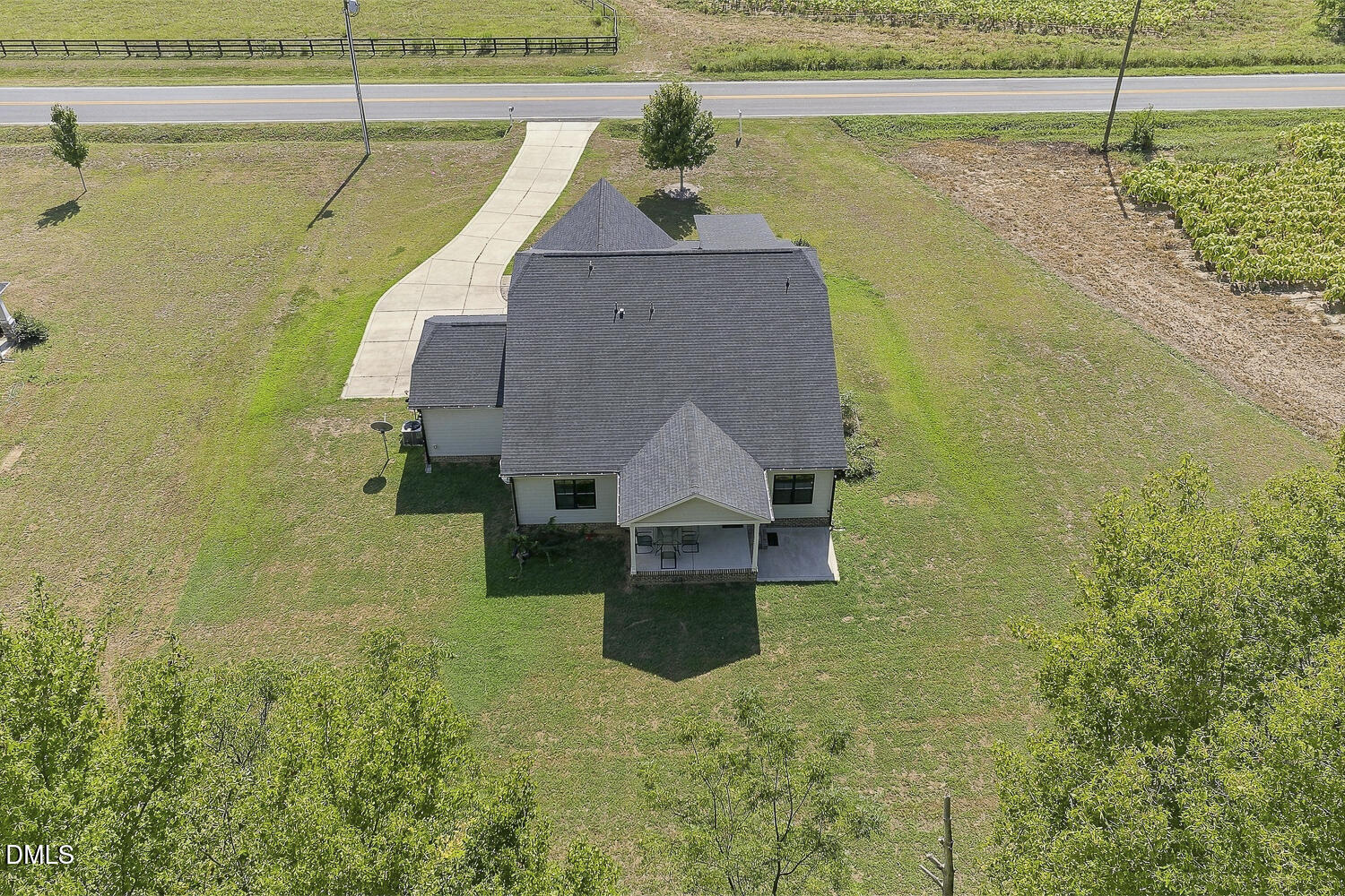 Exterior photo of 820 Christian Light Road, Fuquay Varina, NC 27526. MLS: 10167983