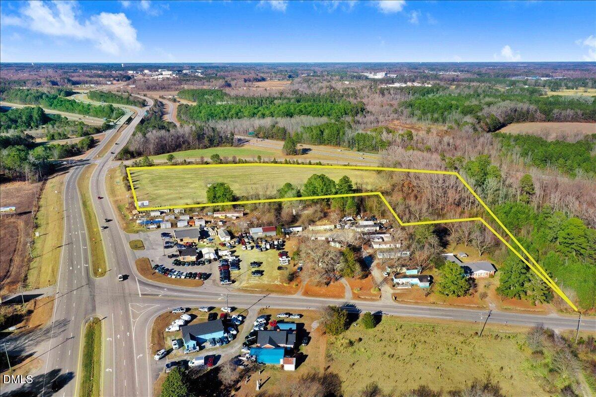 12-118 Sadisco Rd-3-Outline