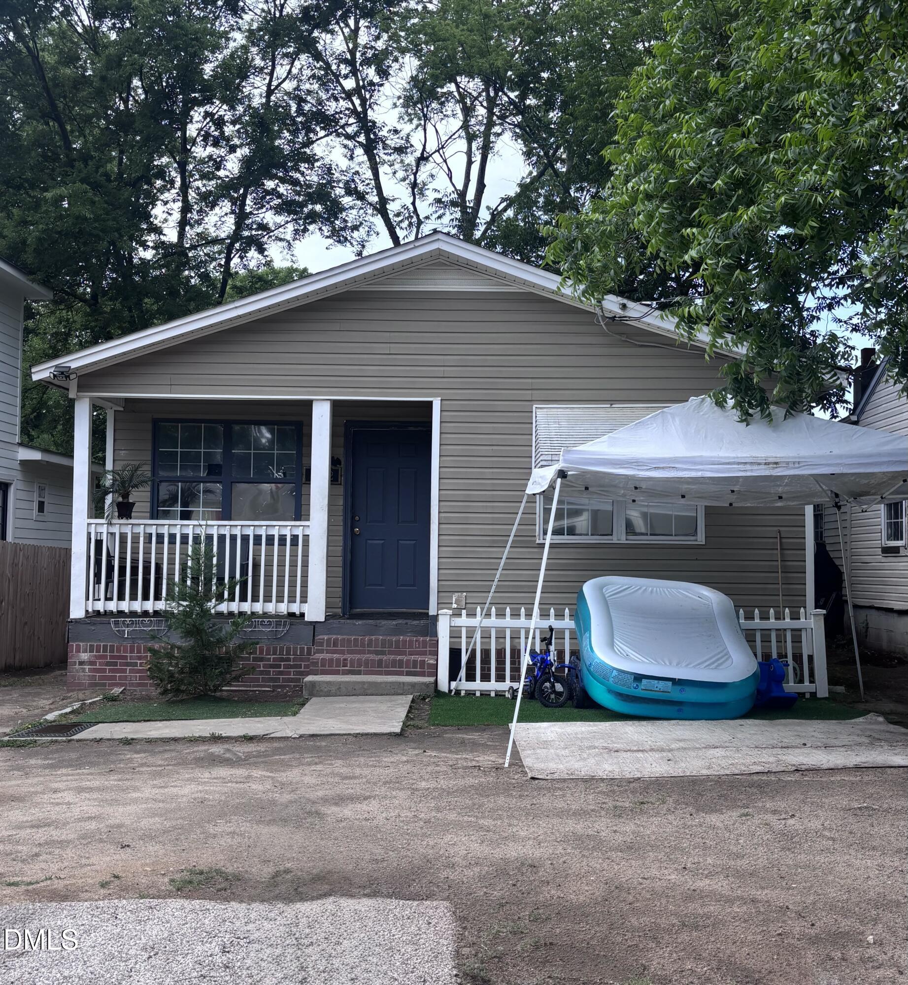 Exterior photo of 802 Vardaman Street, Raleigh, NC 27610. MLS: 10171634