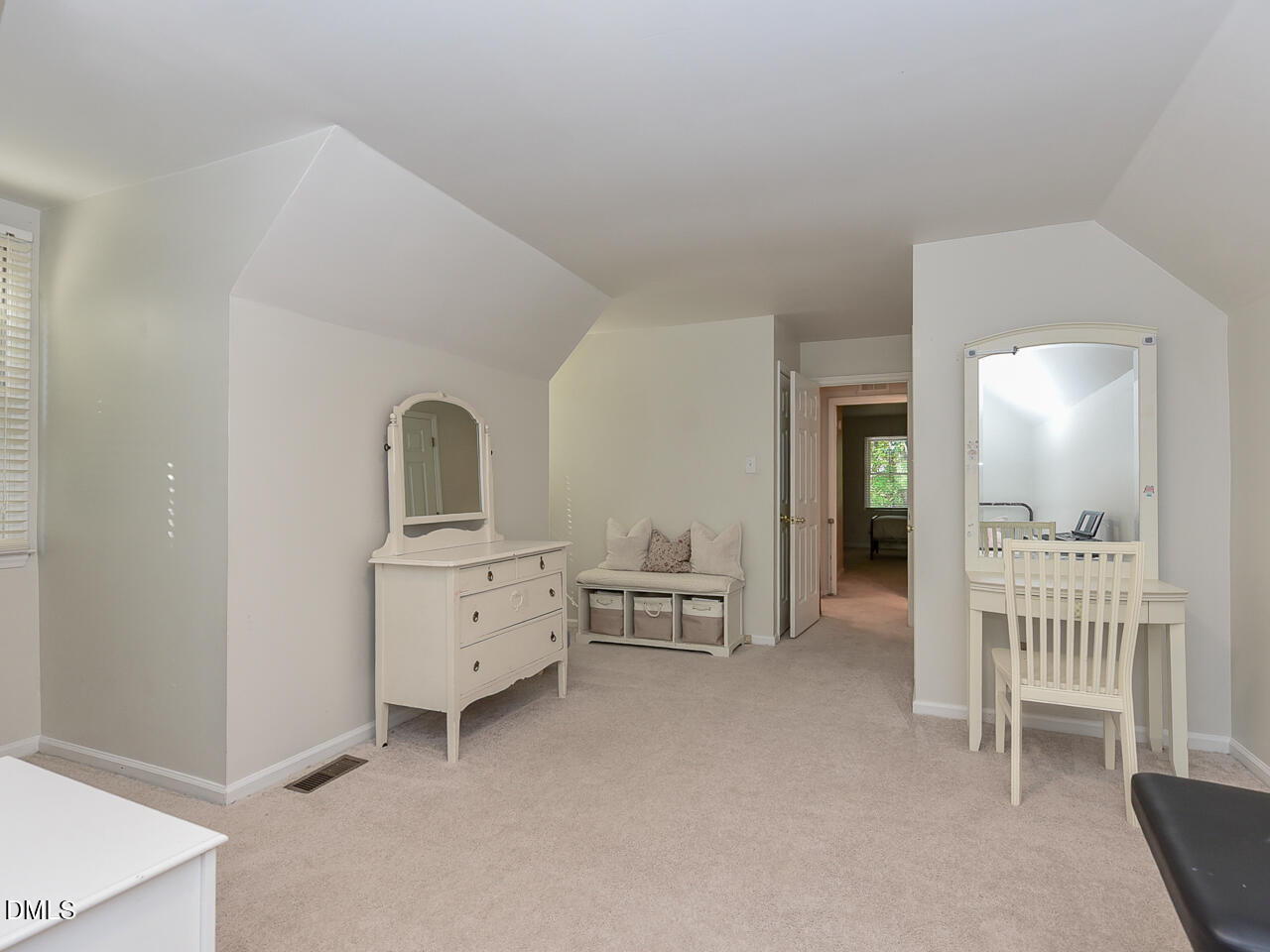 Exterior photo of 5674 Hamstead Crossing, Raleigh, NC 27612. MLS: 10191419