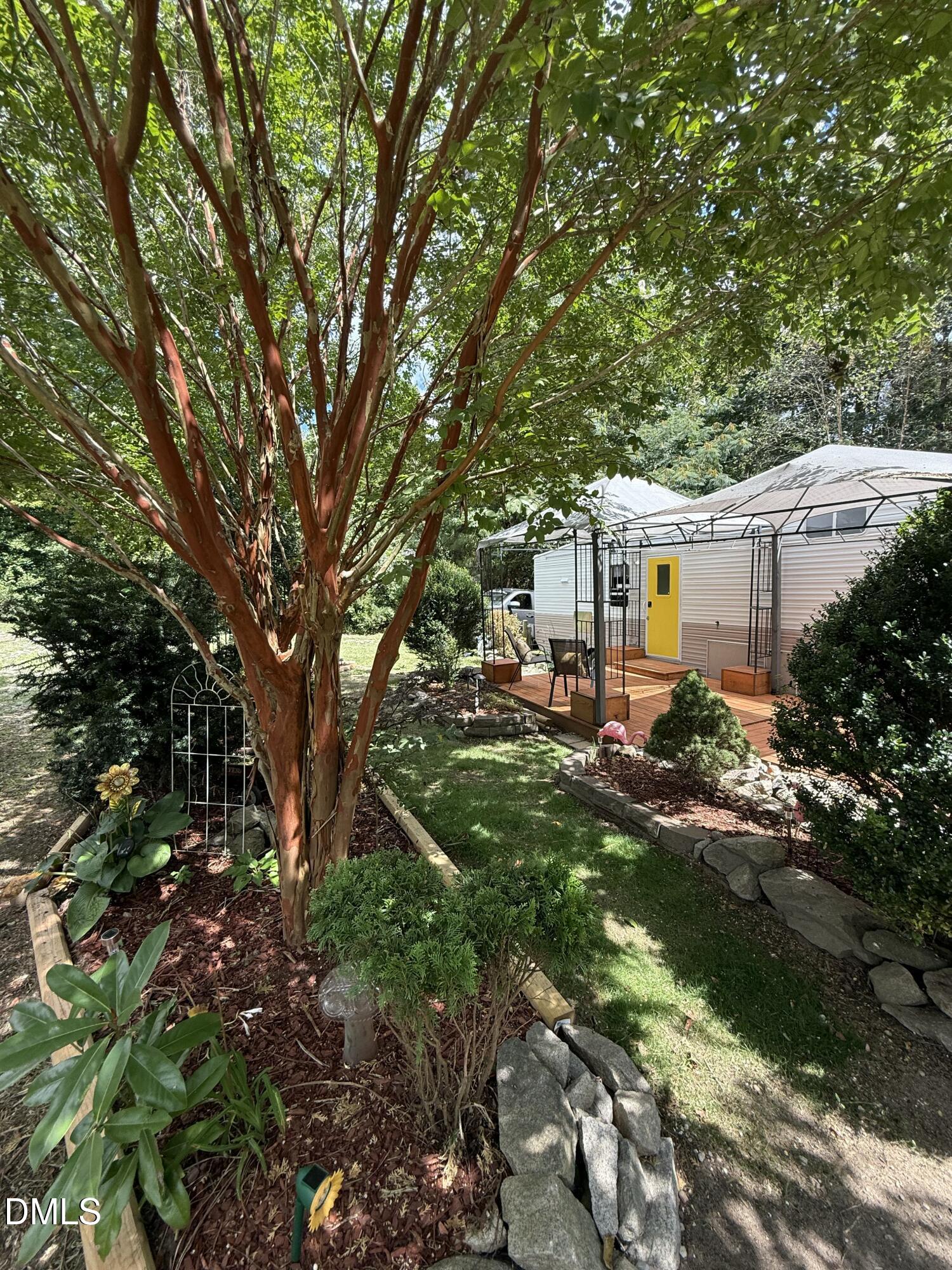 property-img