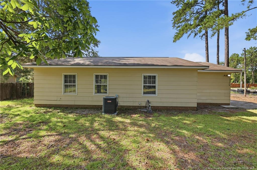 Exterior photo of 1705 Sand Hill Road, Hope Mills, NC 28348. MLS: 767799