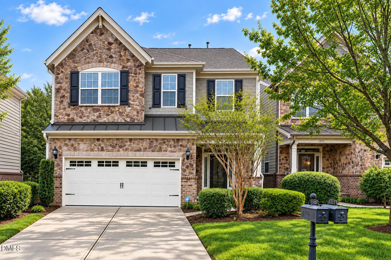 1321 English Cottage Lane