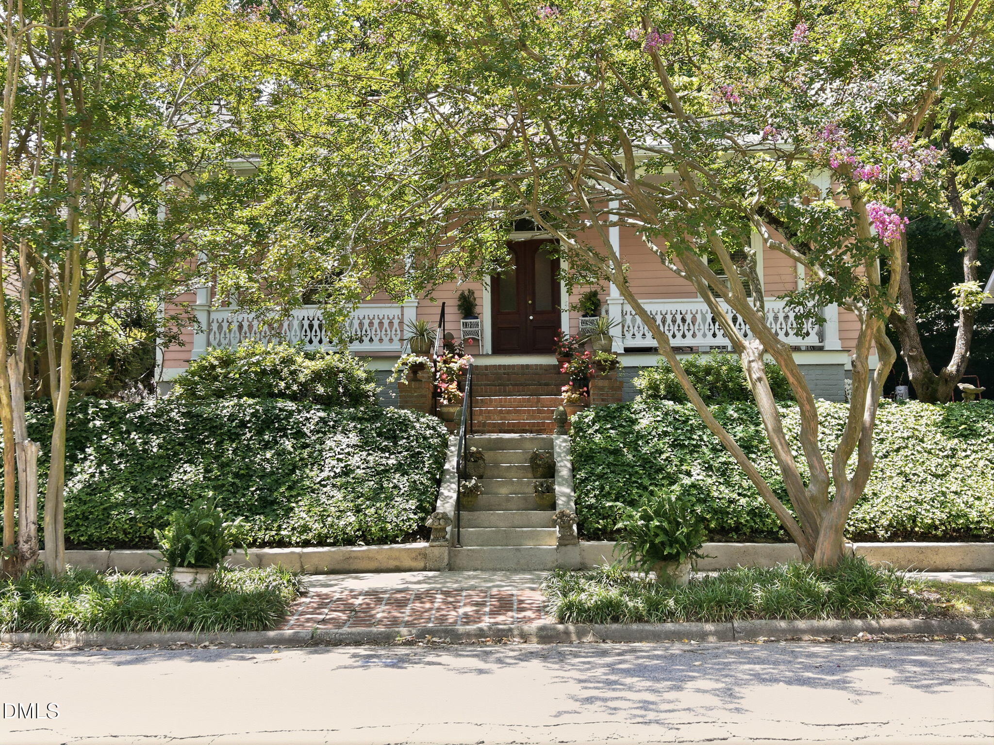 Exterior photo of 514 E Lane Street, Raleigh, NC 27601. MLS: 10176079