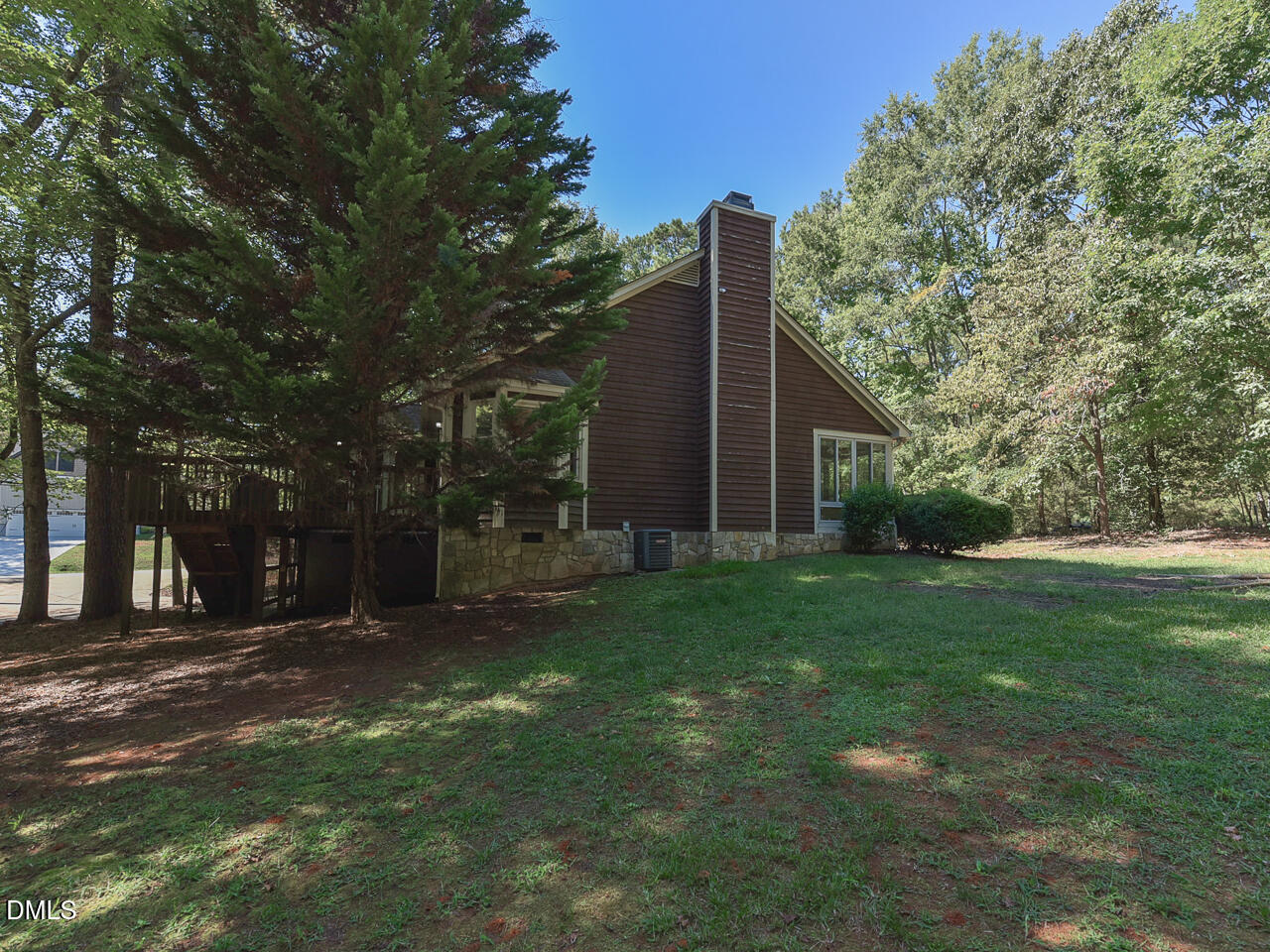 Exterior photo of 439 Shawnee Drive, Louisburg, NC 27549. MLS: 10198050