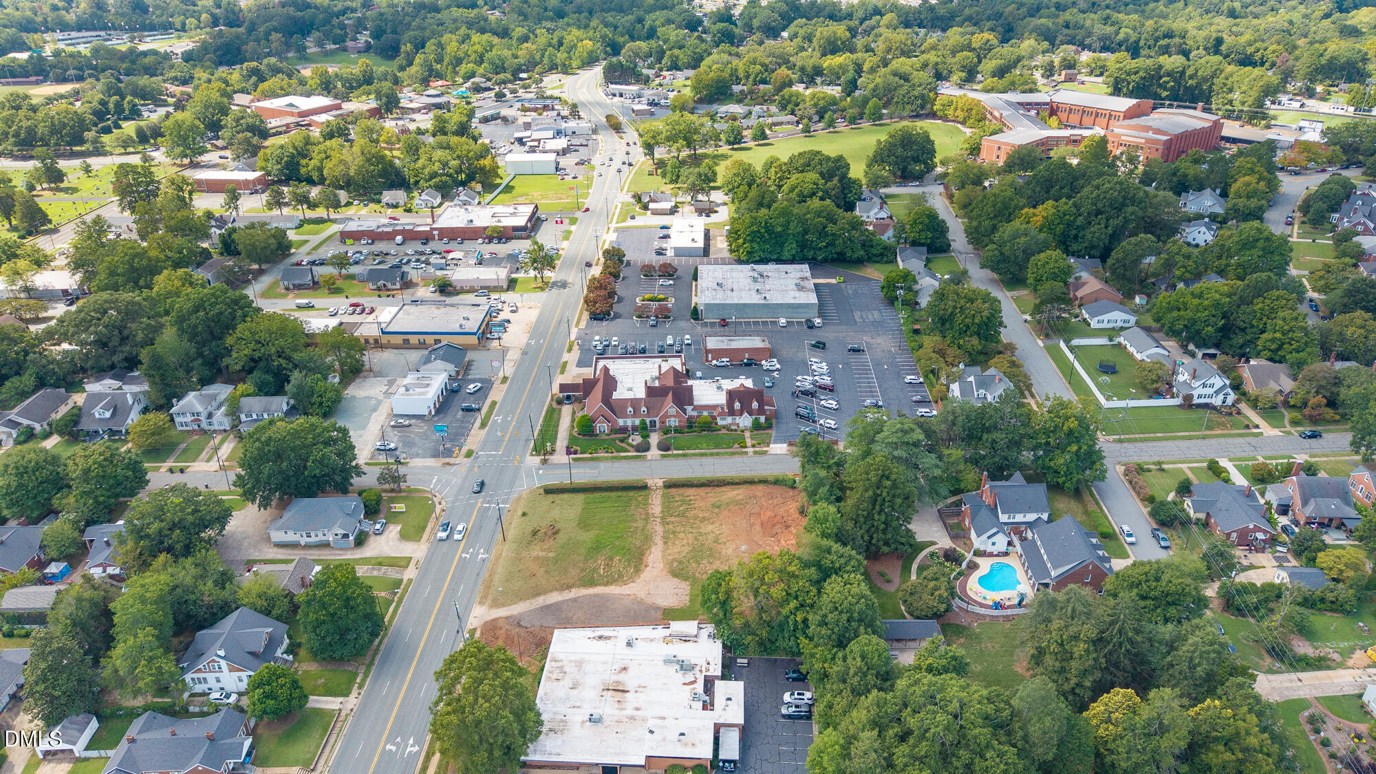 Exterior photo of 1147 S Church Street, Burlington, NC 27215. MLS: 10192620