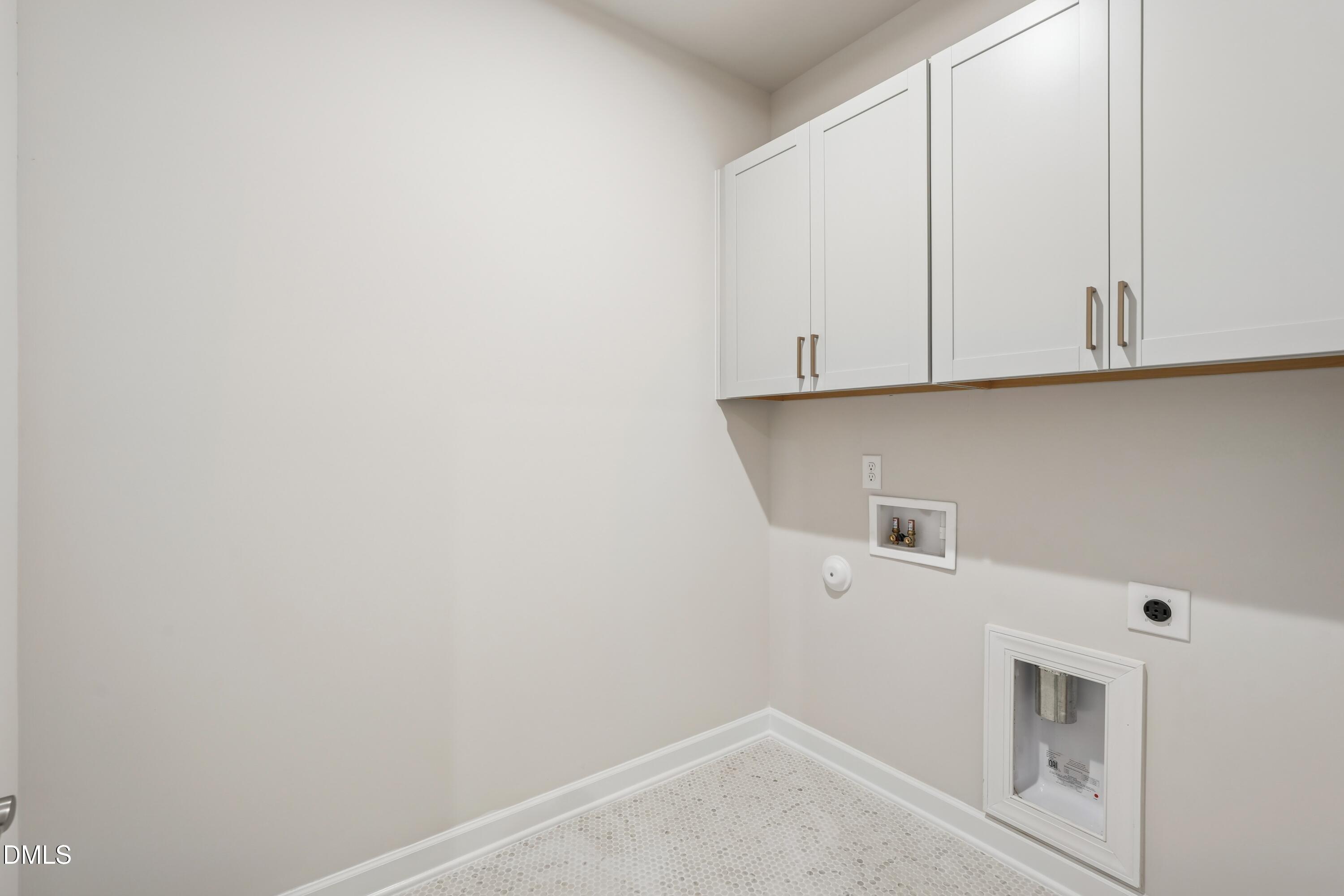 Summit at Homestead 4_Laundry Room_1.13.