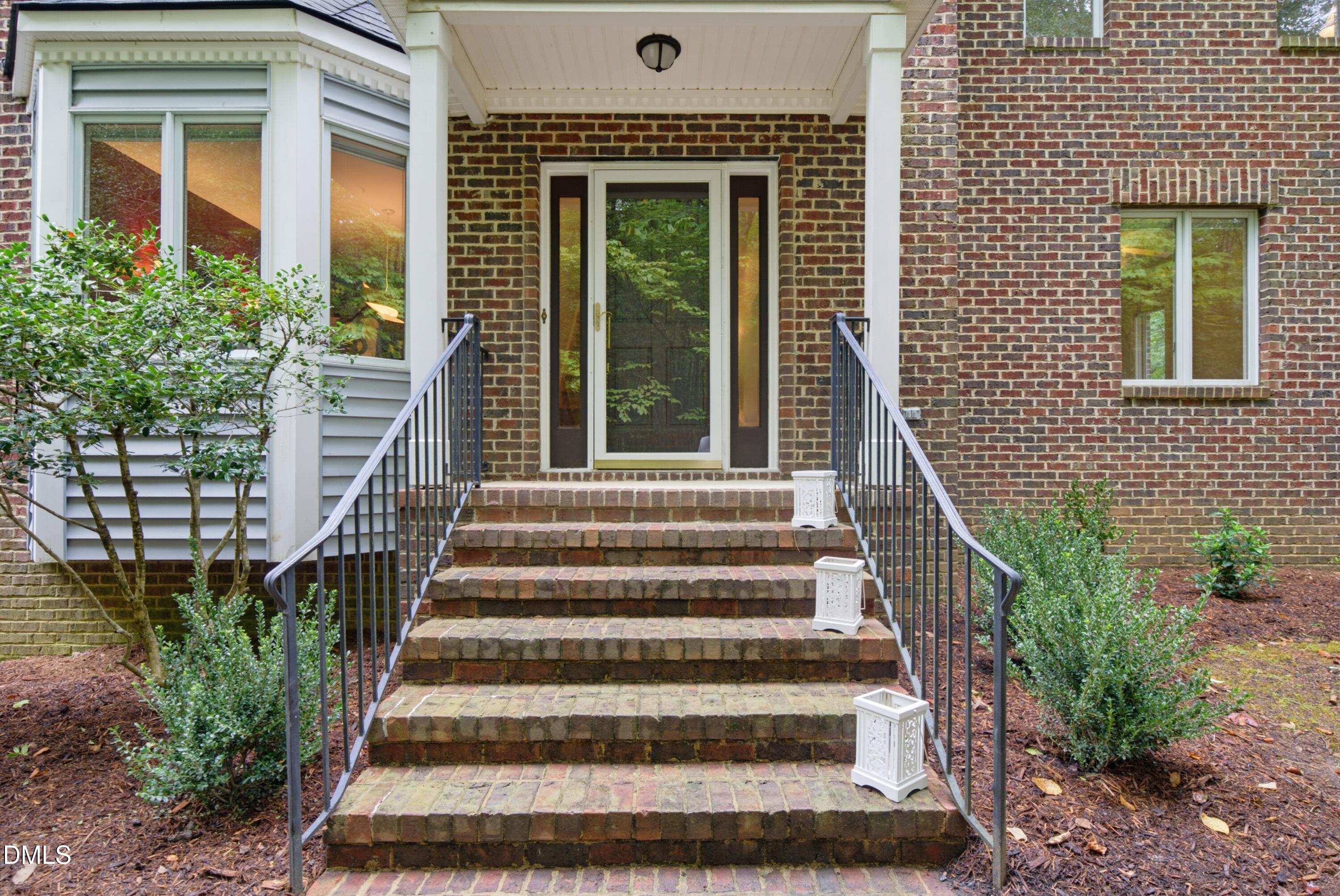1105 Erins Way Lane