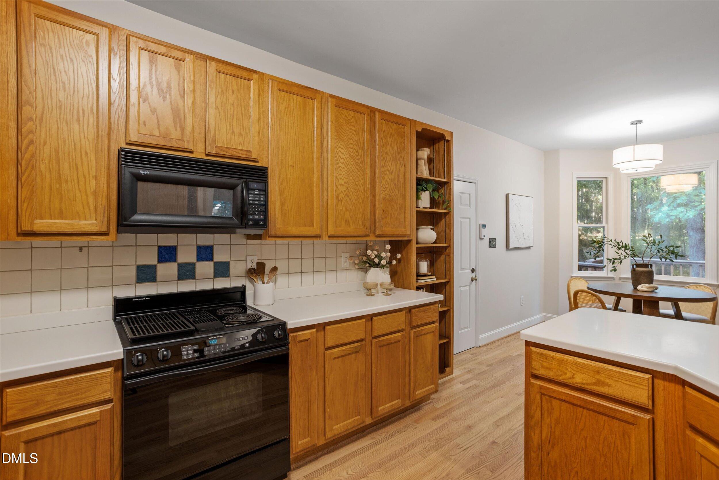 Exterior photo of 117 Henry Court, Chapel Hill, NC 27516. MLS: 10197157