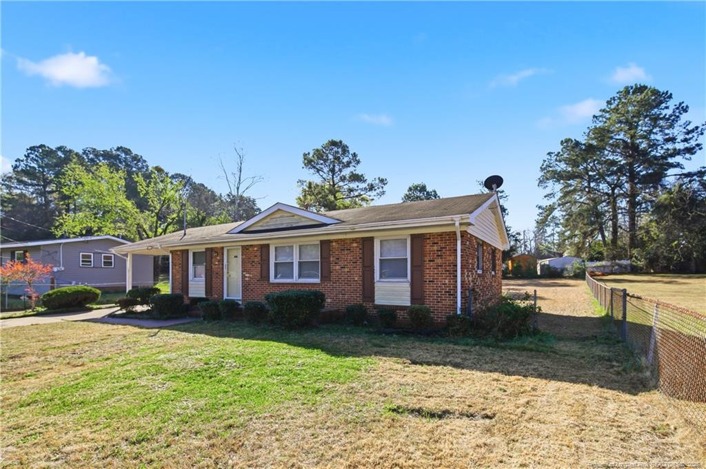 Exterior photo of 2811 Coronada Parkway, Fayetteville, NC 28306. MLS: 759222