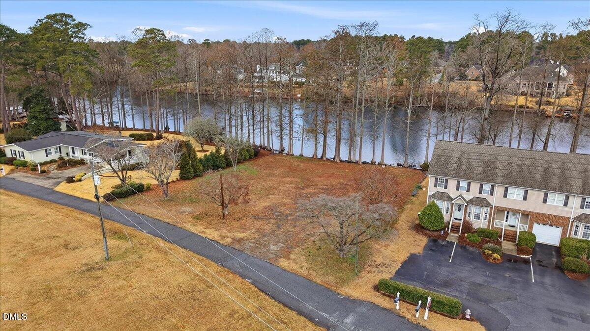 08-1100 S Lakeside Dr-8