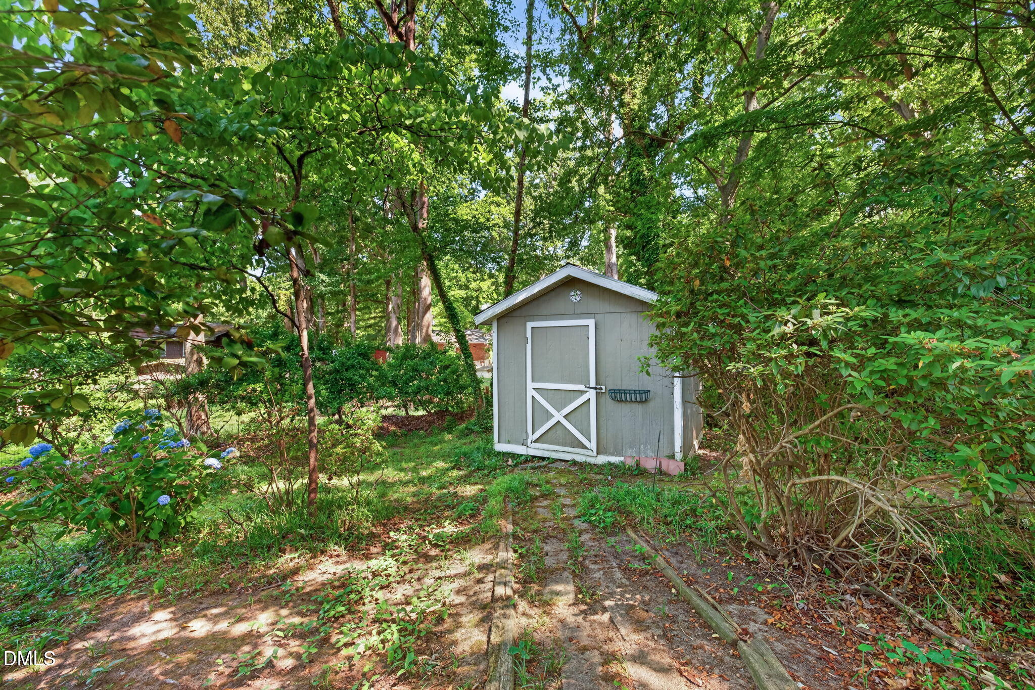 Exterior photo of 3304 Julian Drive, Raleigh, NC 27604. MLS: 10183073