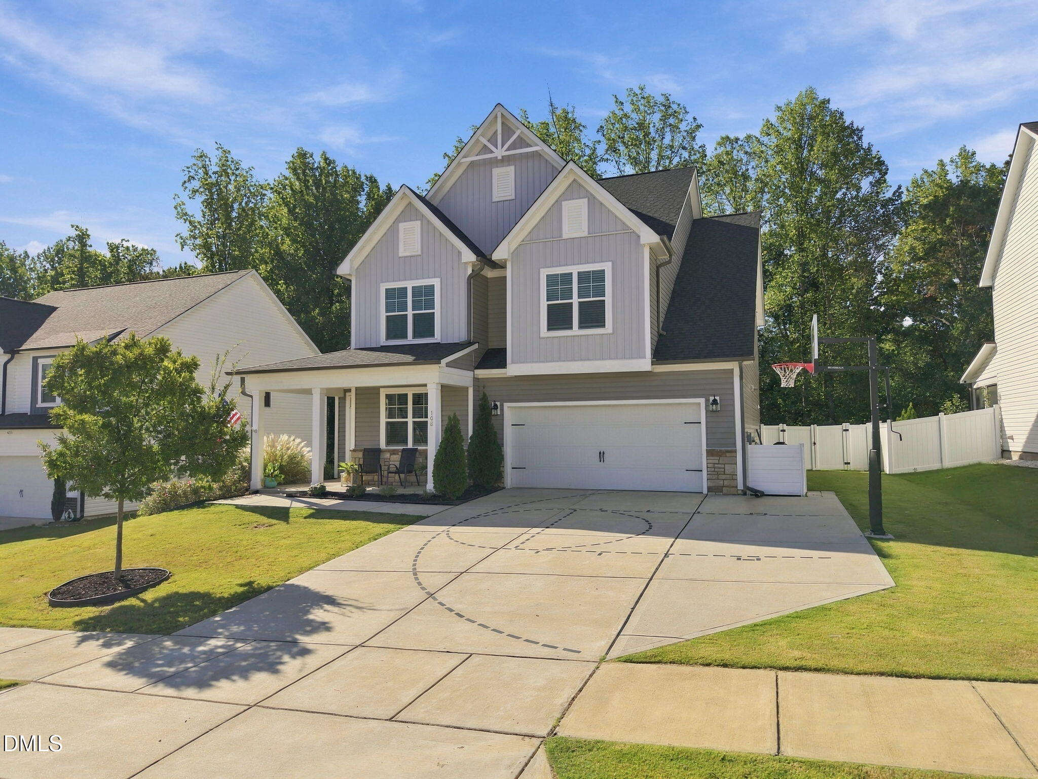 108 Highland Grv Way