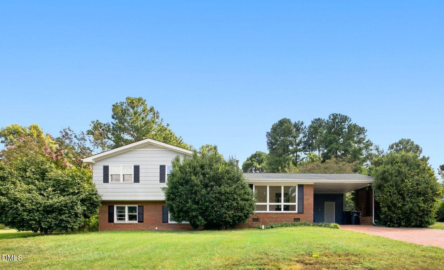 3512 Neptune Drive