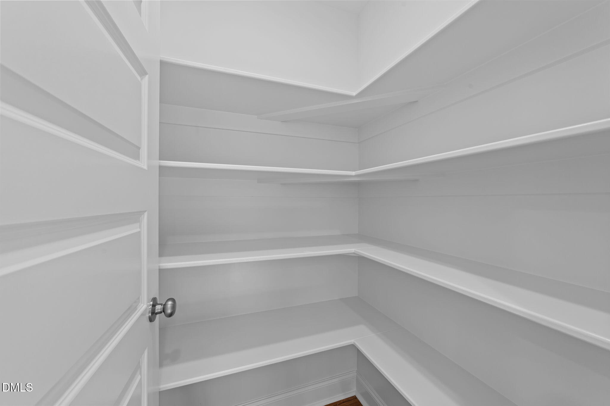property-img