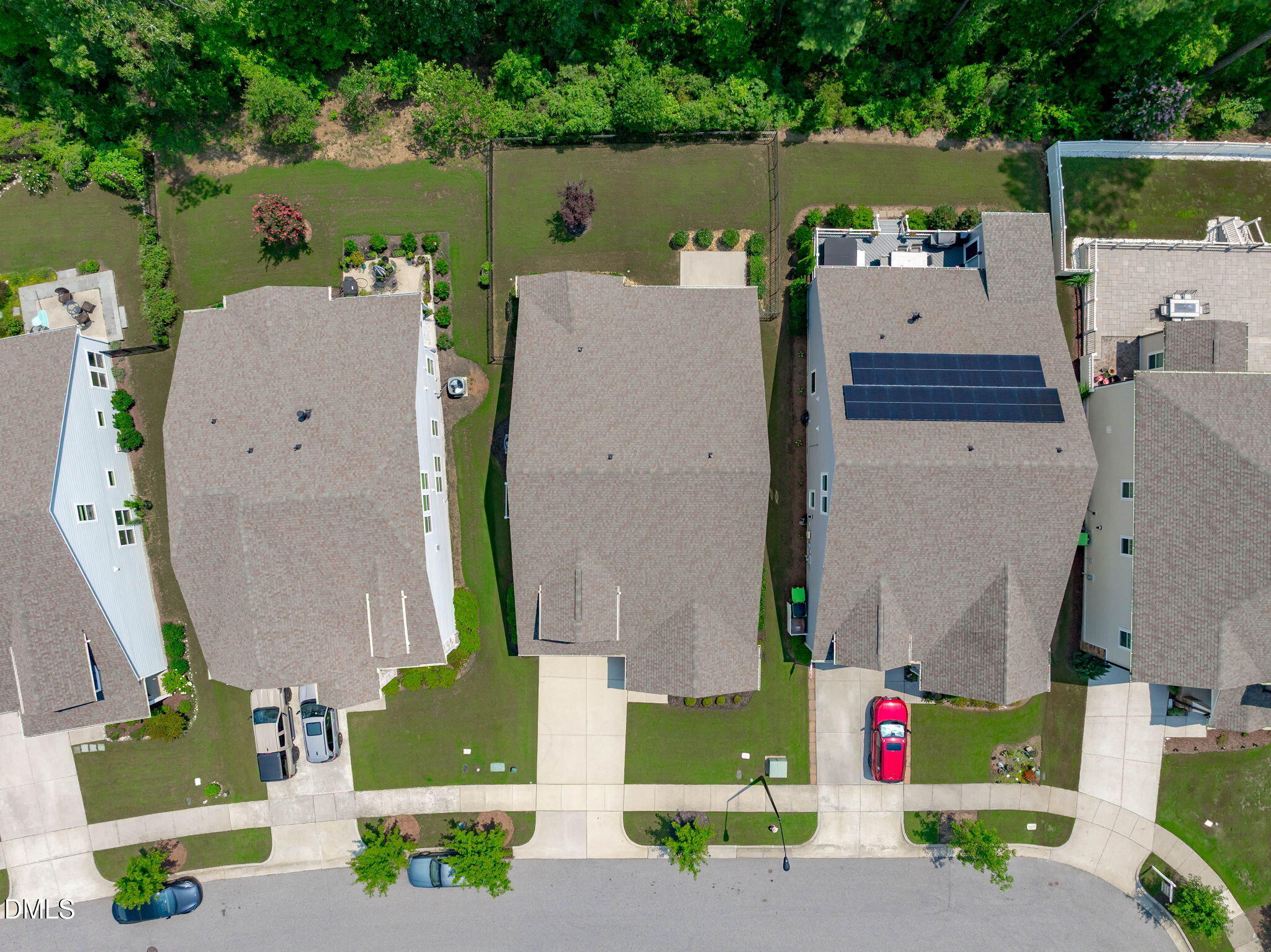 Exterior photo of 529 Oaks End Drive, Holly Springs, NC 27540. MLS: 10183673