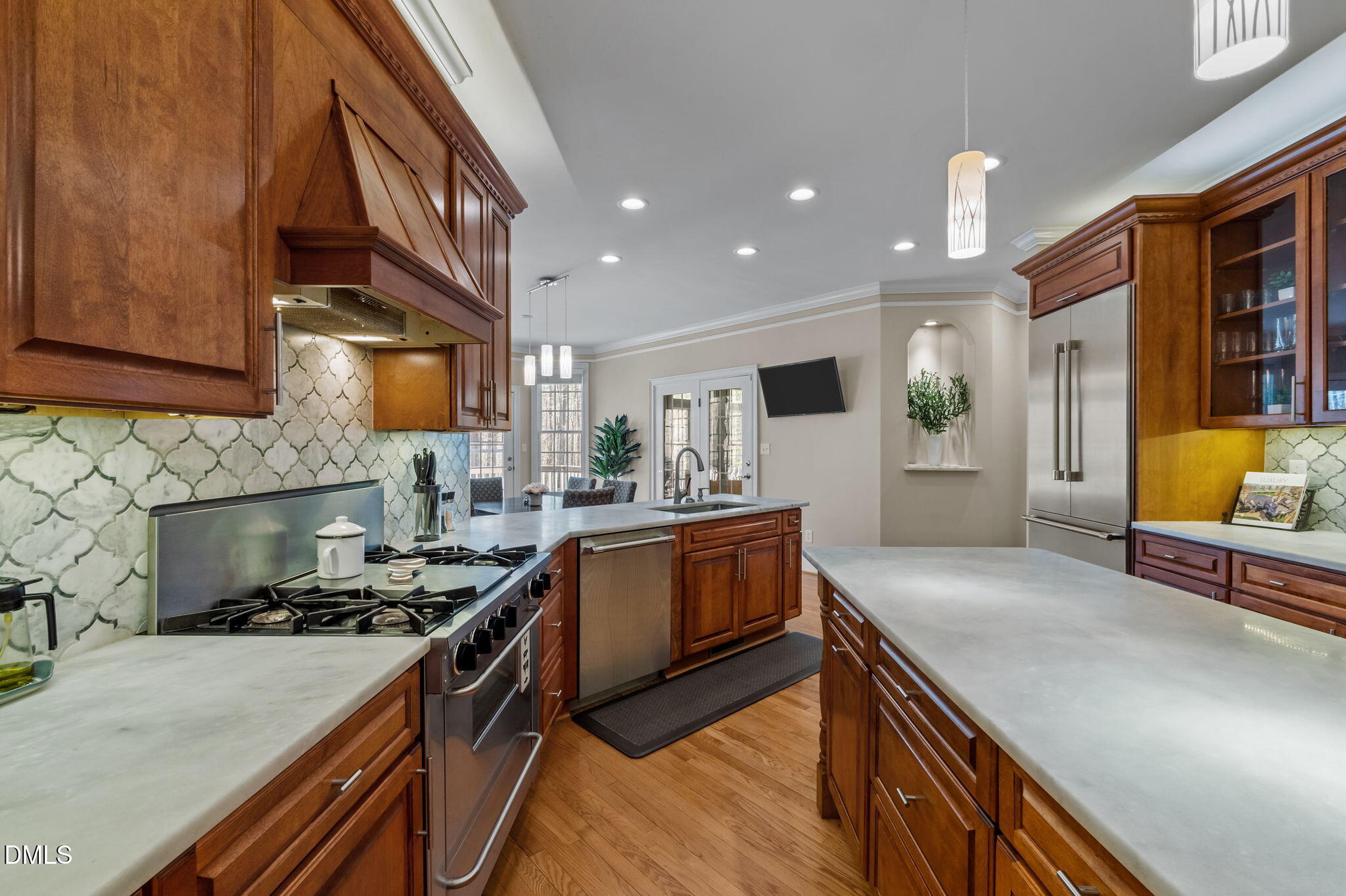 Exterior photo of 825 Oxbow Crossing Road, Chapel Hill, NC 27516. MLS: 10182850