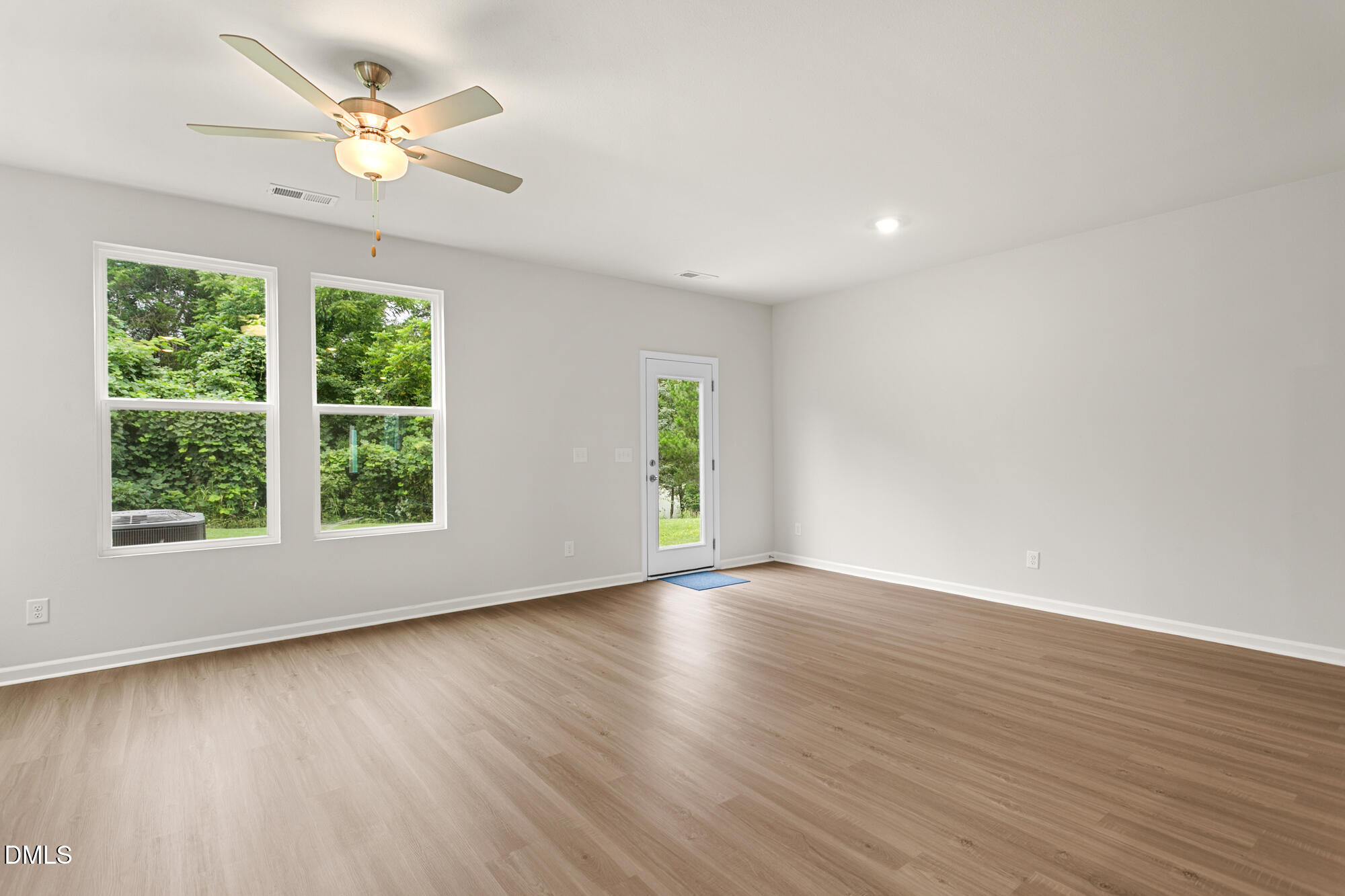 Exterior photo of 2130 Willow Glen Drive, Graham, NC 27253. MLS: 10183568