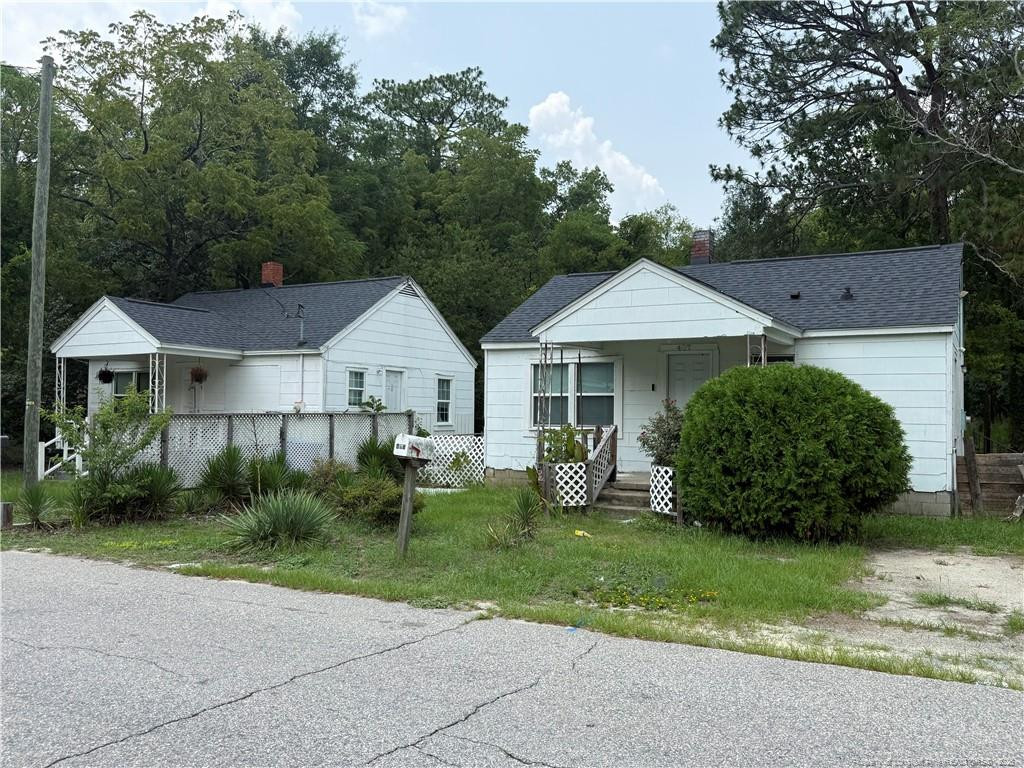 Exterior photo of 405 & 407 Andy Street, Fayetteville, NC 28303. MLS: 762563