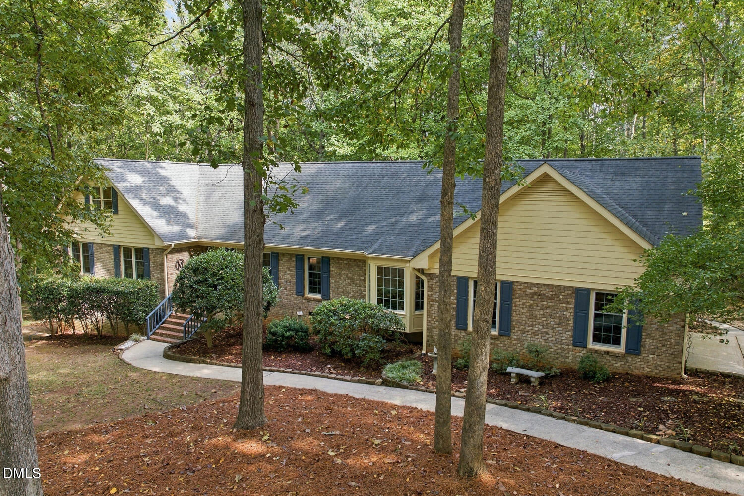 2213 Countrywood North Road N