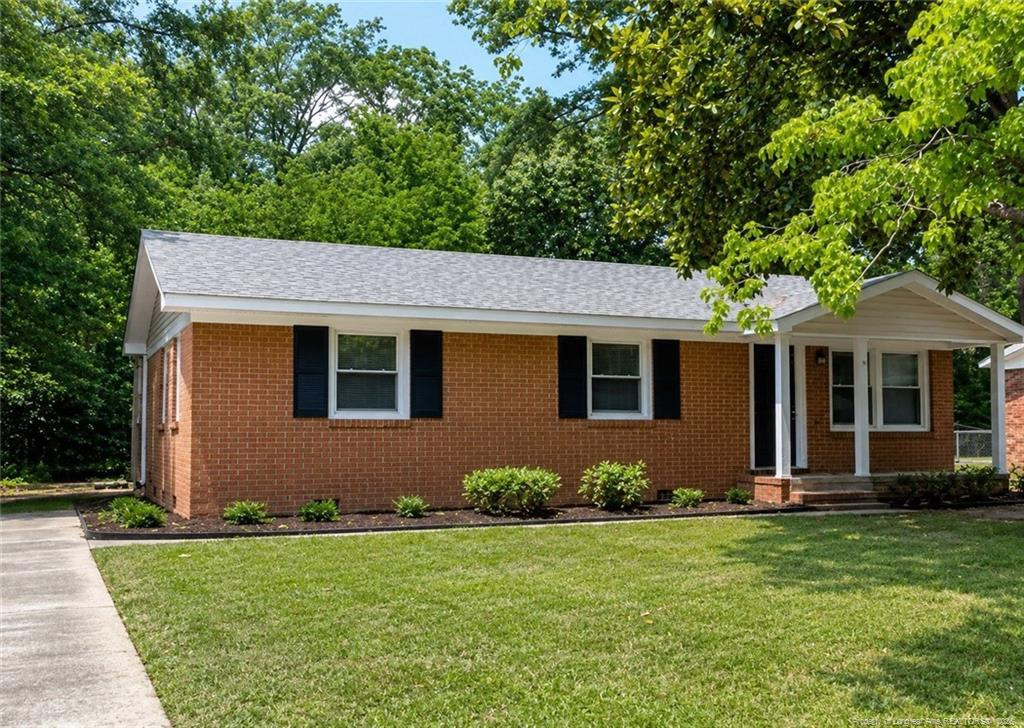 Exterior photo of 110 W Sunset Drive, Red Springs, NC 28377. MLS: 763144