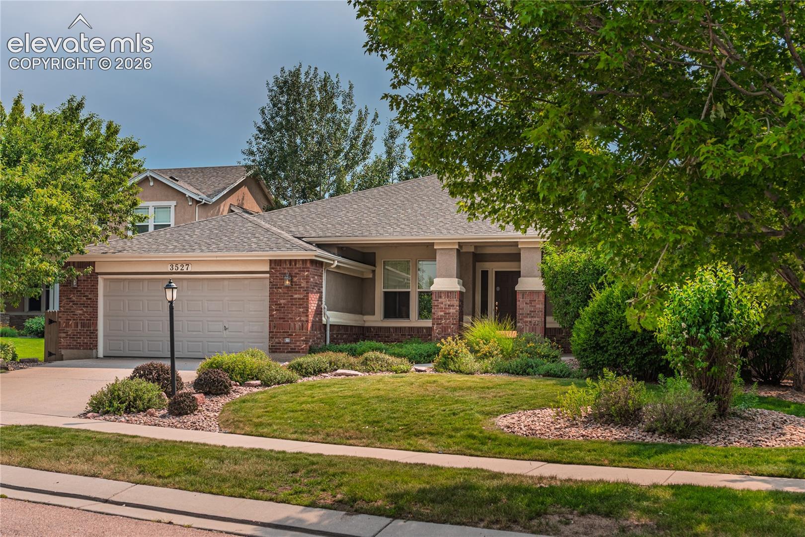 3527 Oak Meadow Dr, Colorado Springs, CO 80920