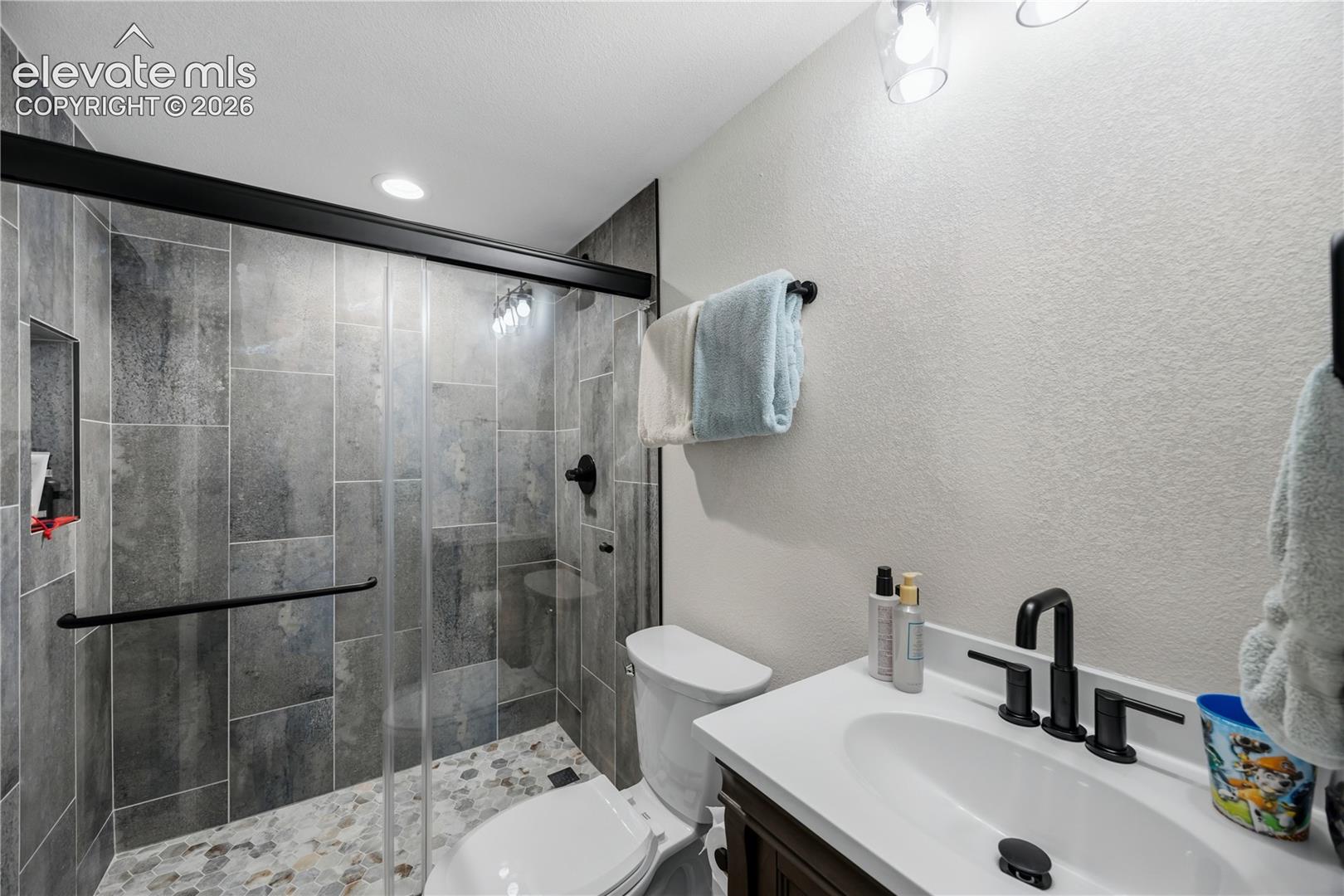 Photo 17 of 286 Cobblestone Drive, Colorado Springs