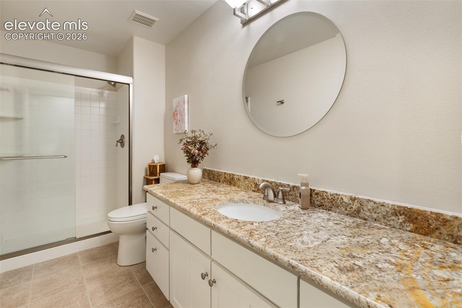 Lower level full bath