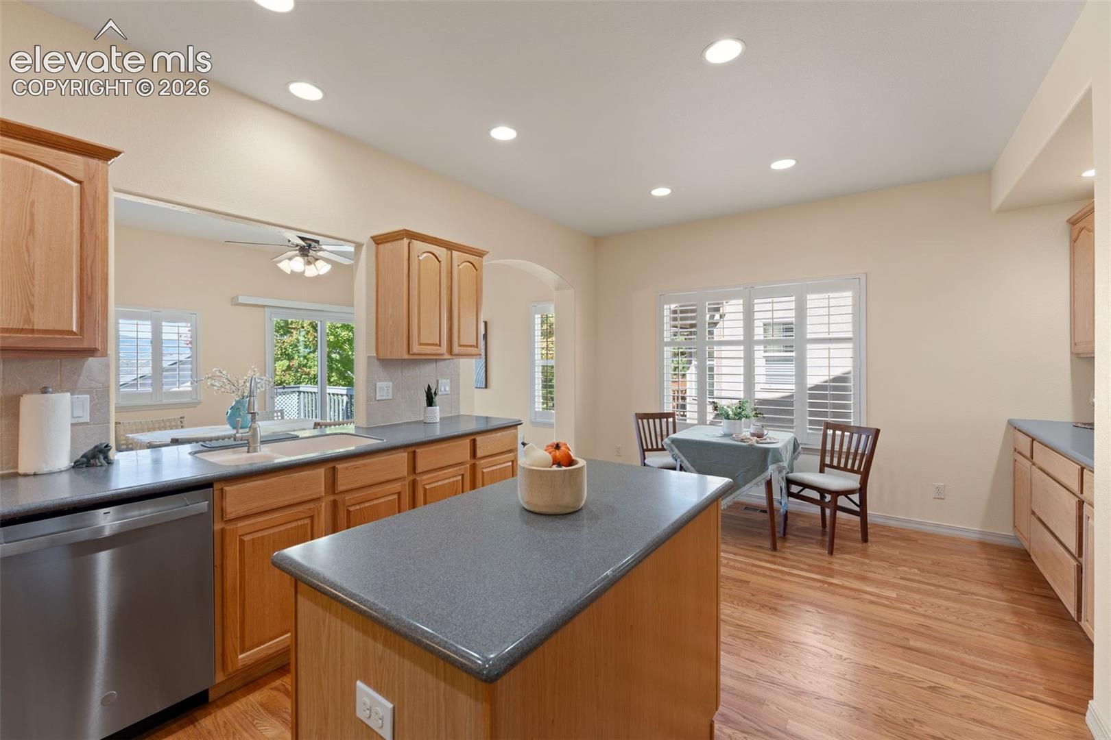 Photo 10 of 5766 Creekwood Court, Colorado Springs