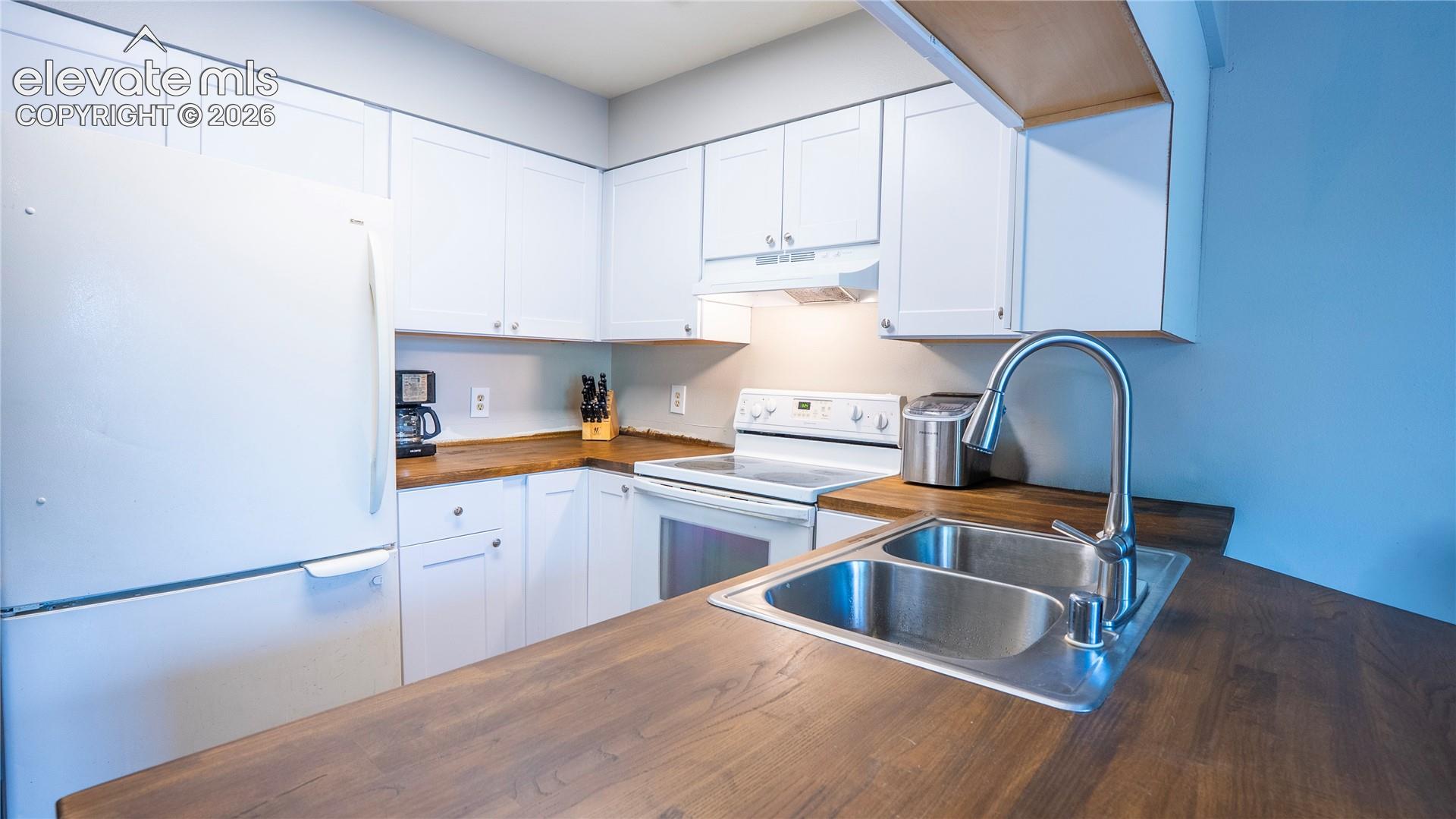 Photo 12 of 3575 Queen Anne Way, Colorado Springs