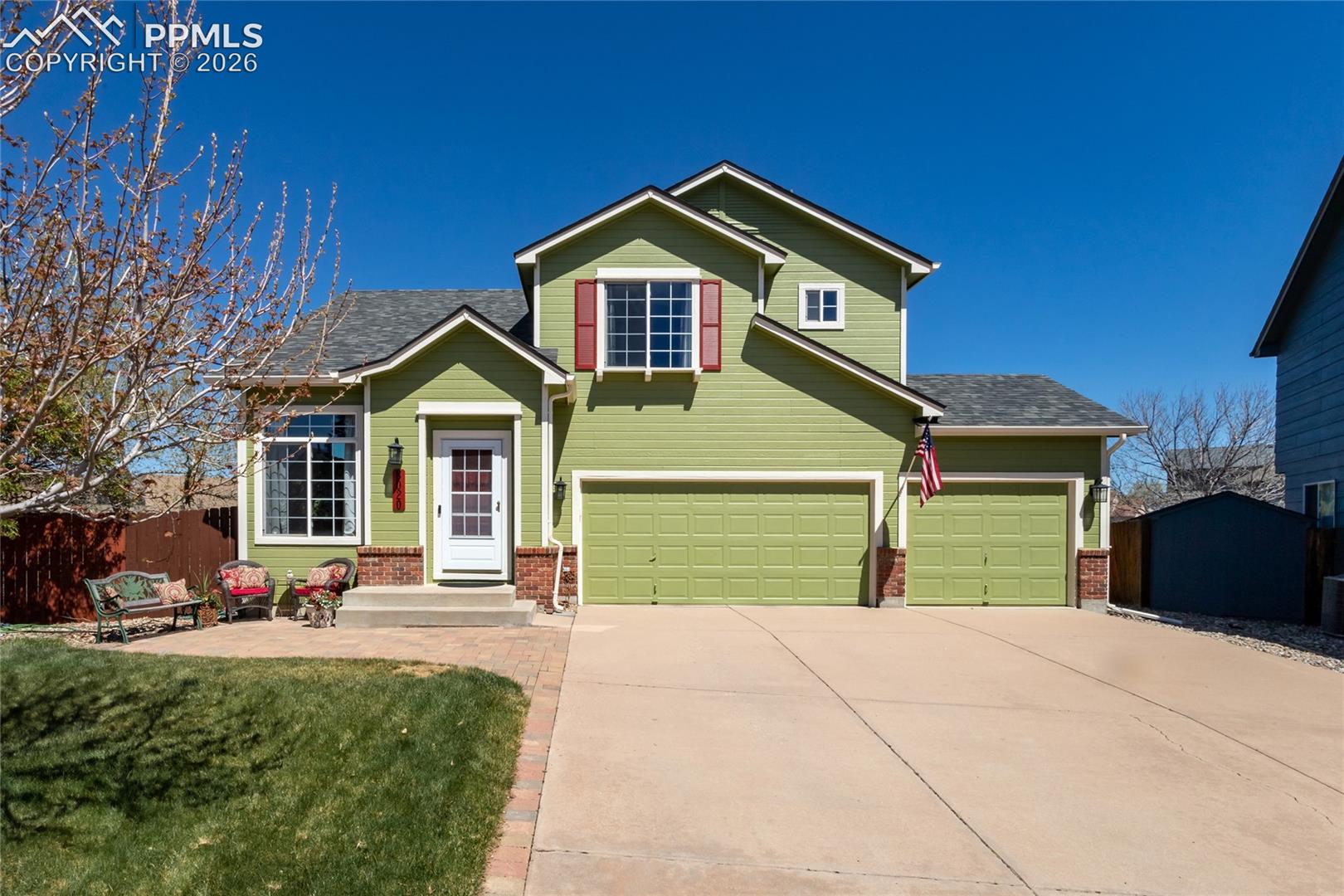 8020 Cooper River Dr, Colorado Springs, CO 80920