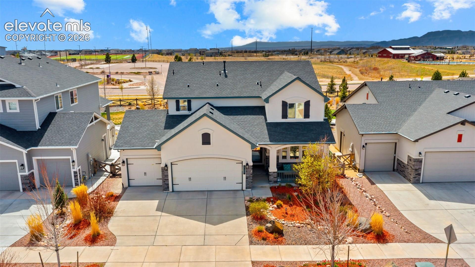 7316 Rim Bluff Ln, Colorado Springs, CO 80927