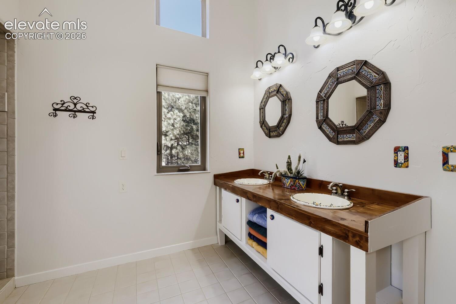 Primary bath