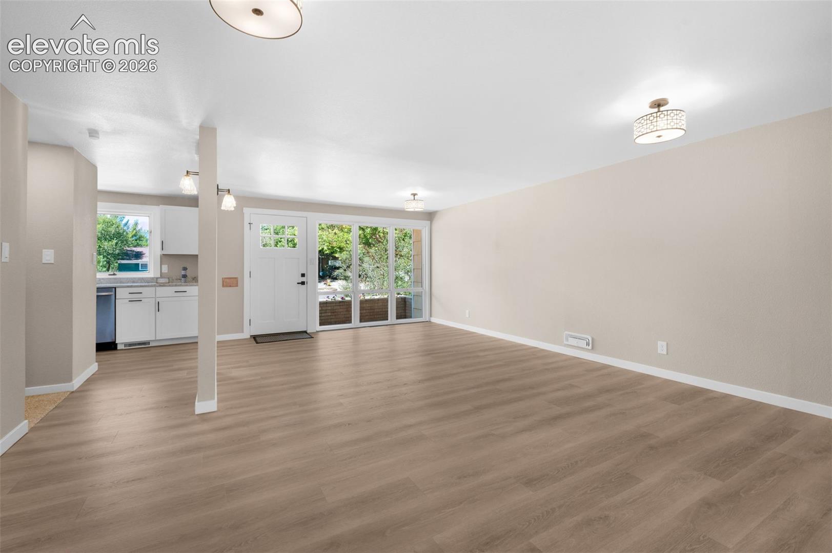 Photo 6 of 2129 Pheasant Place, Colorado Springs