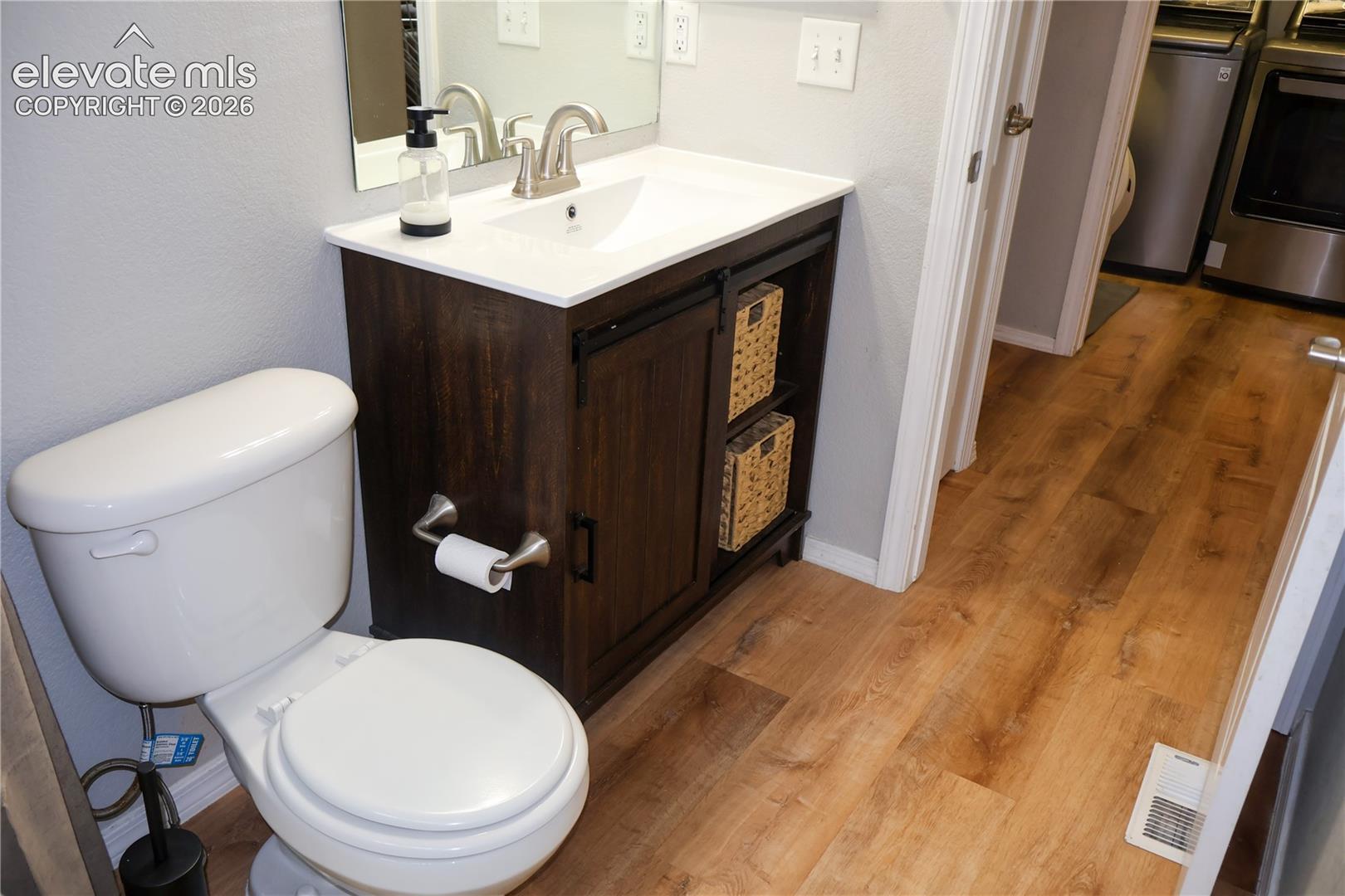 2nd Bathroom