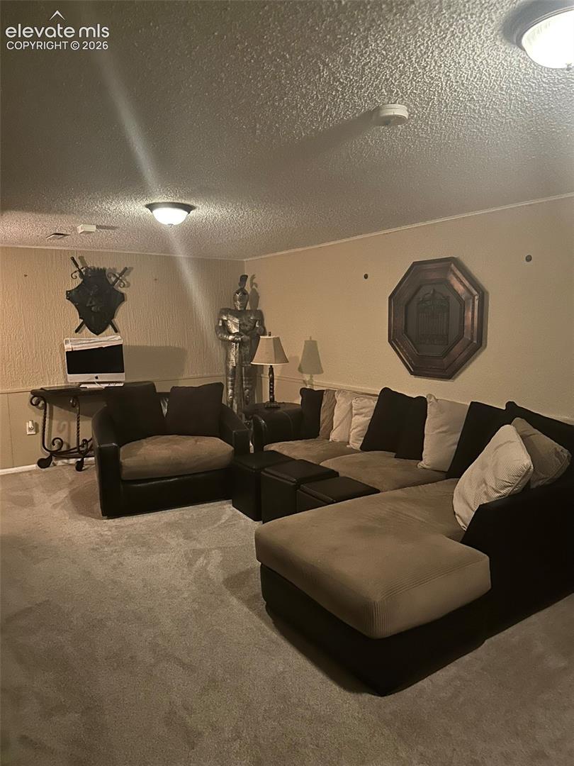 6948 Prince Dr, Colorado Springs, CO 80918